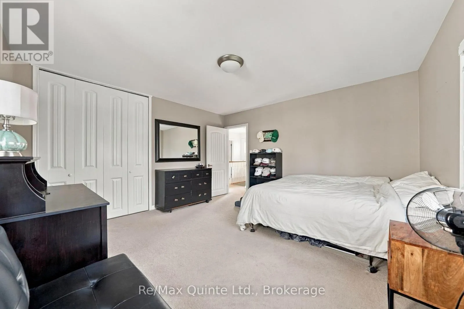 7 SOUTHWOOD CRESCENT