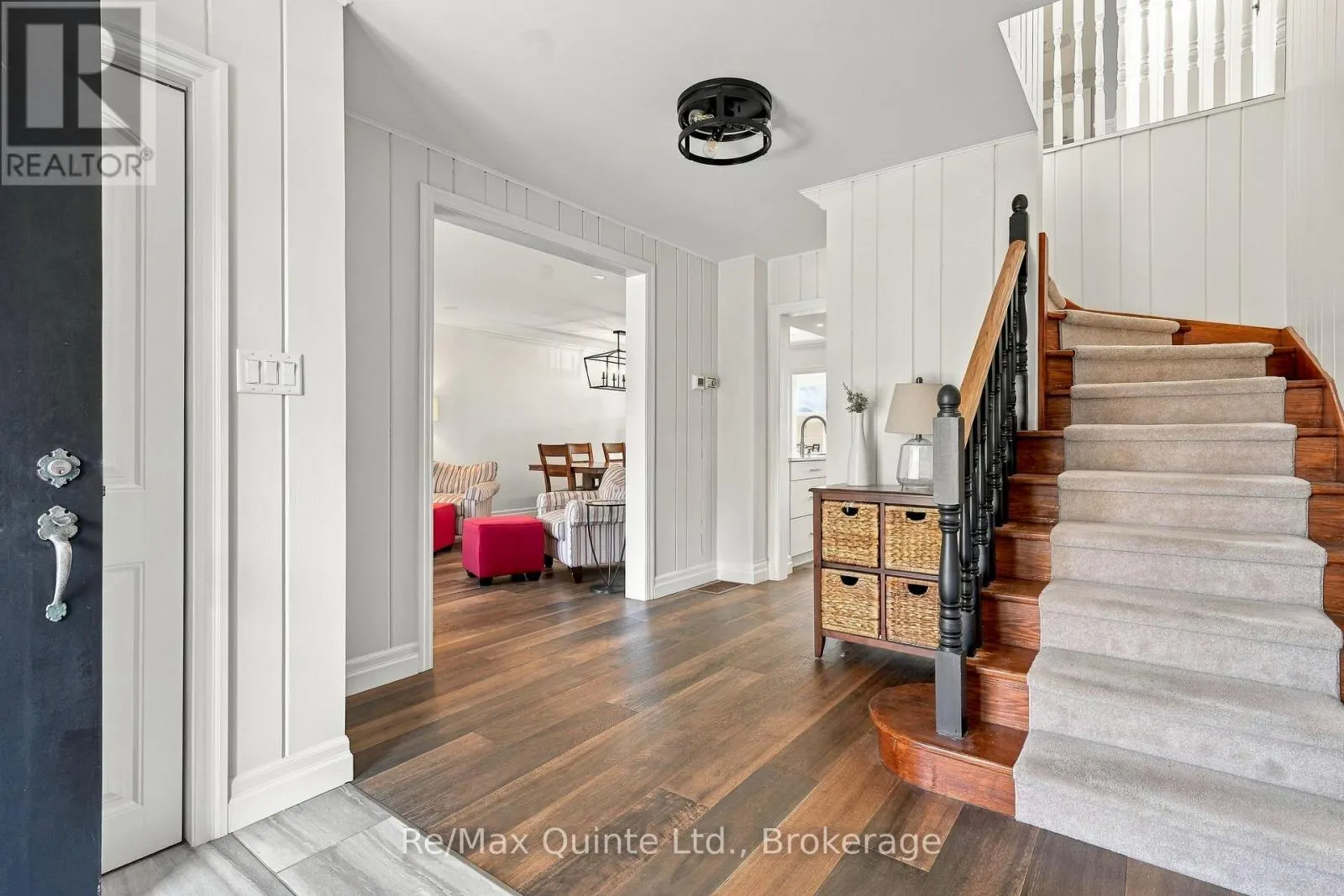 7 SOUTHWOOD CRESCENT