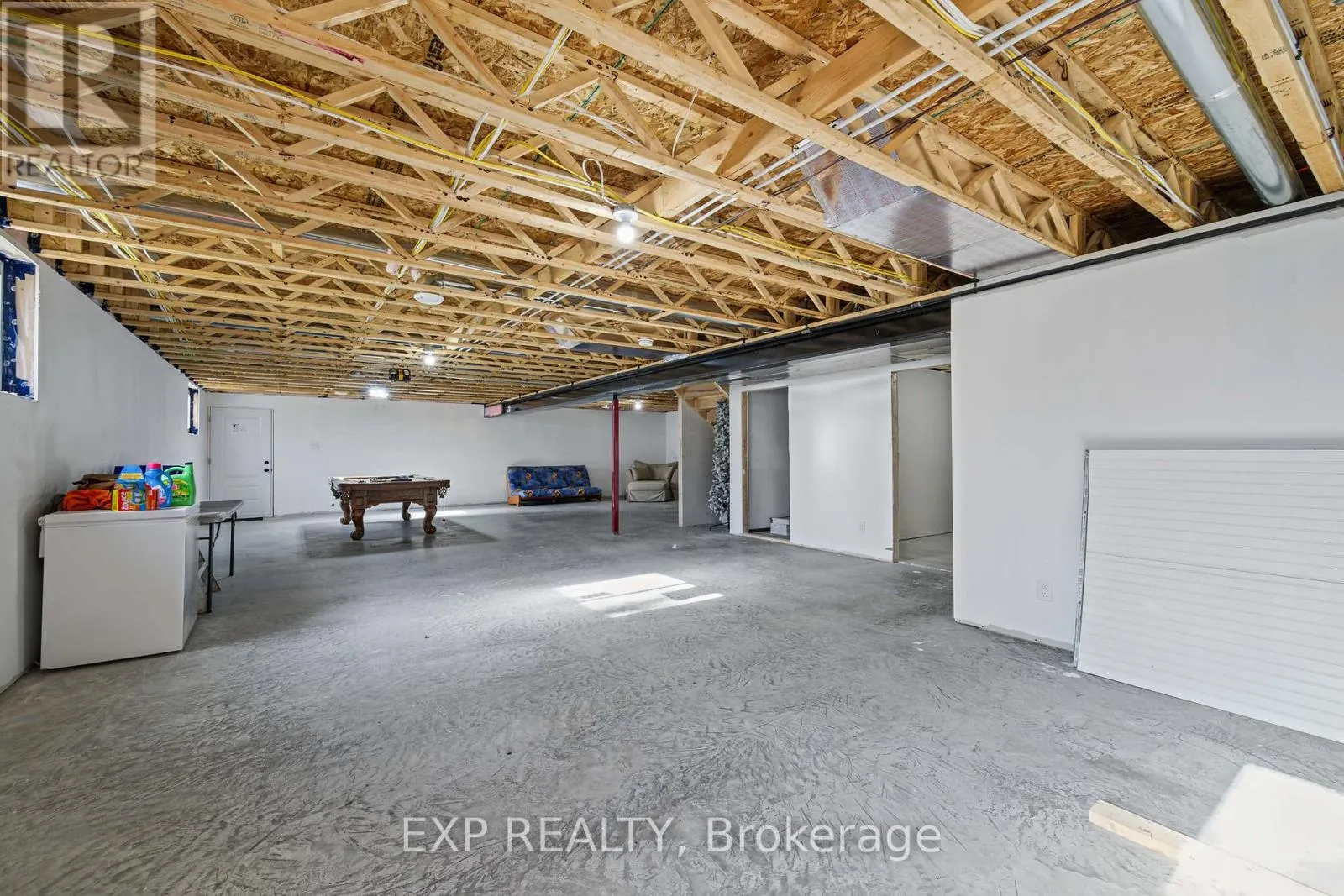 15524 ASHBURN ROAD