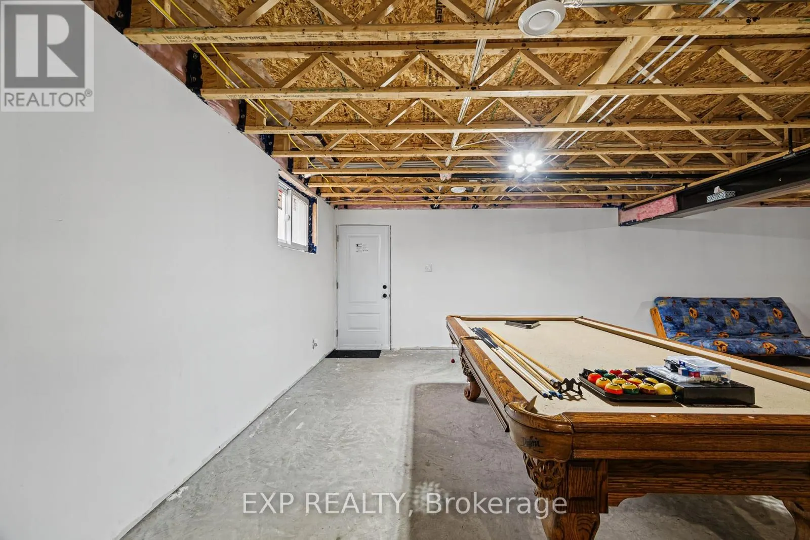 15524 ASHBURN ROAD