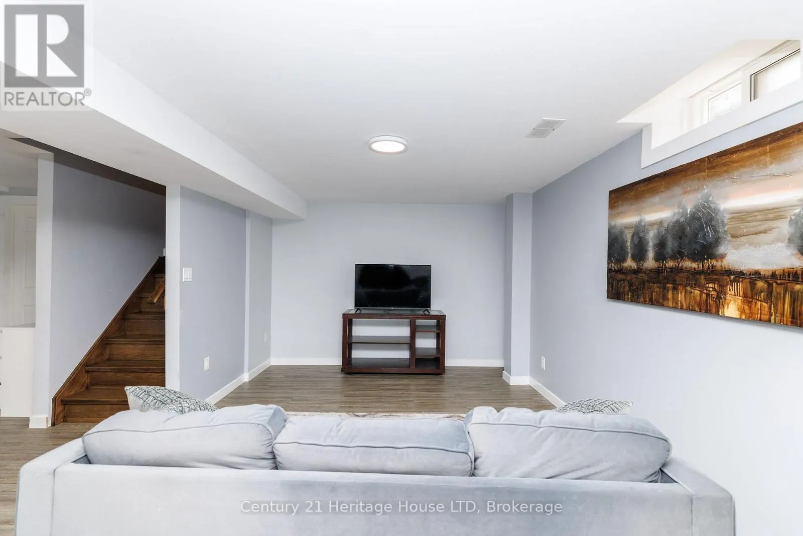 40 STRADA BOULEVARD