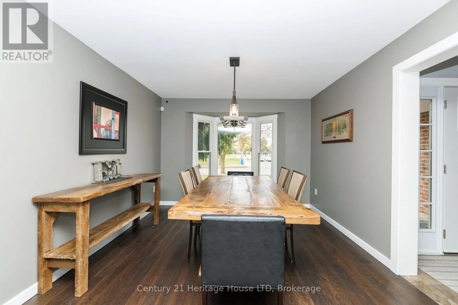 40 STRADA BOULEVARD
