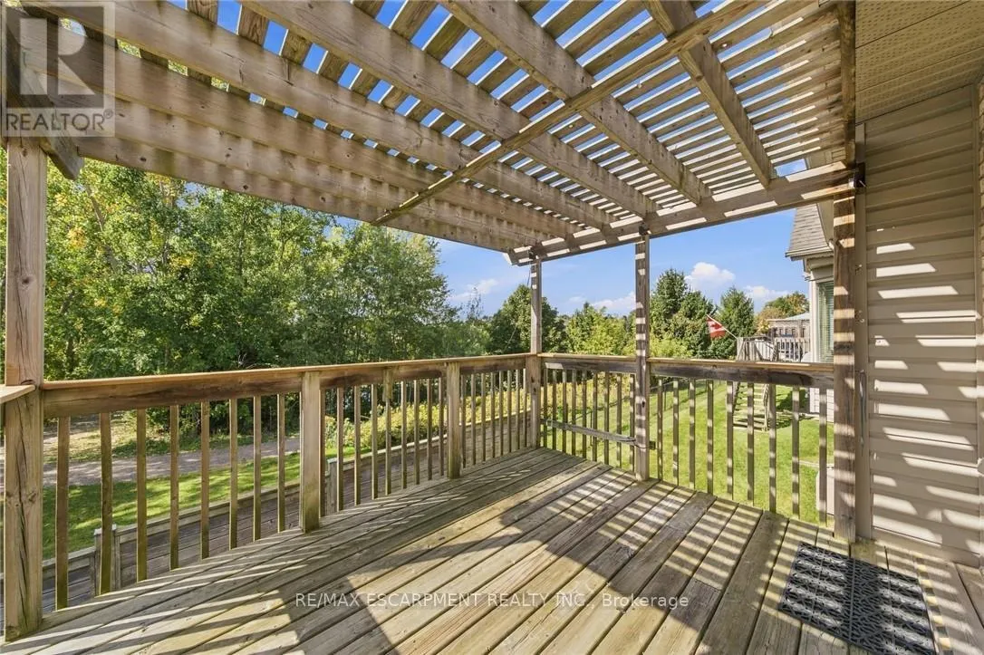 9 - 500 LAKEVIEW DRIVE