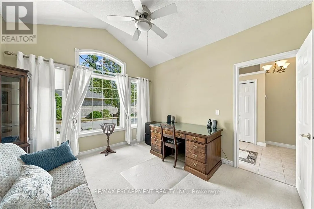 9 - 500 LAKEVIEW DRIVE