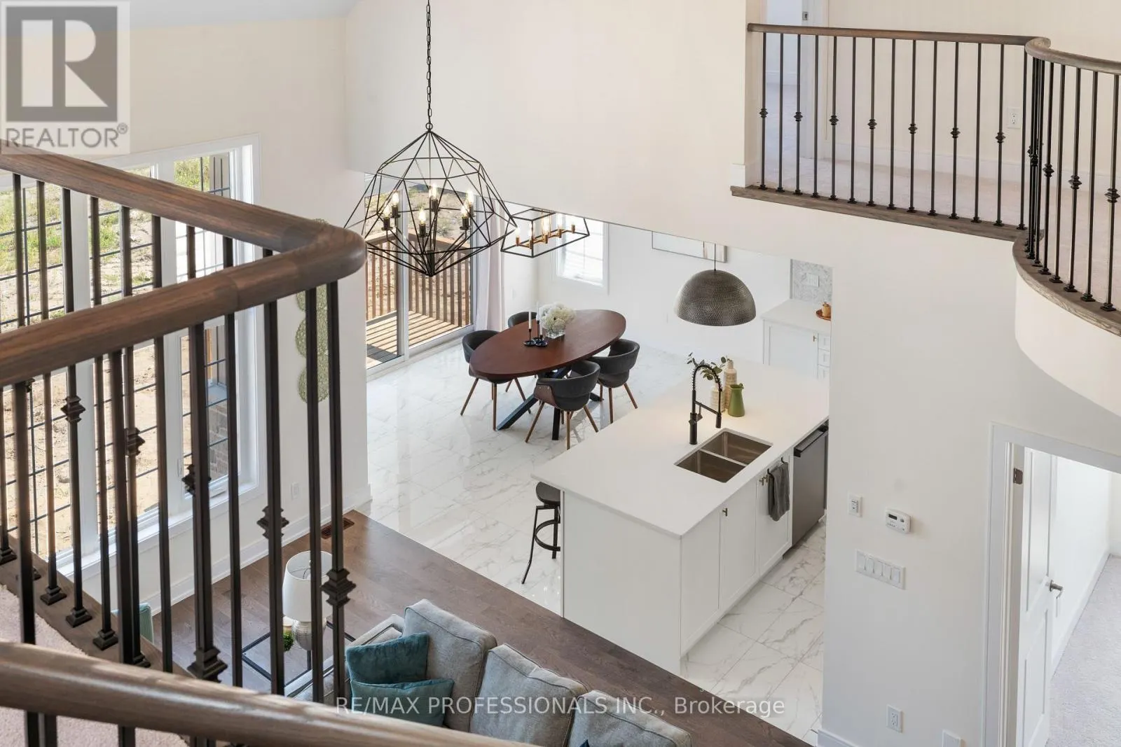 11 BLUE HERON DRIVE