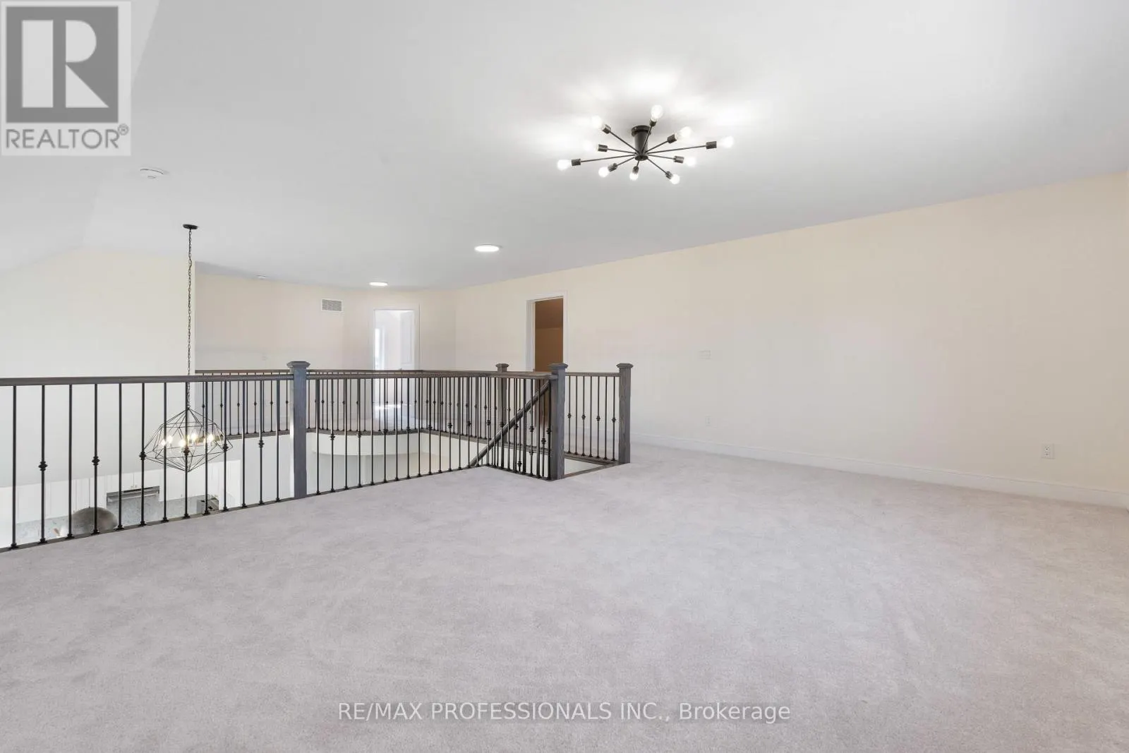 11 BLUE HERON DRIVE