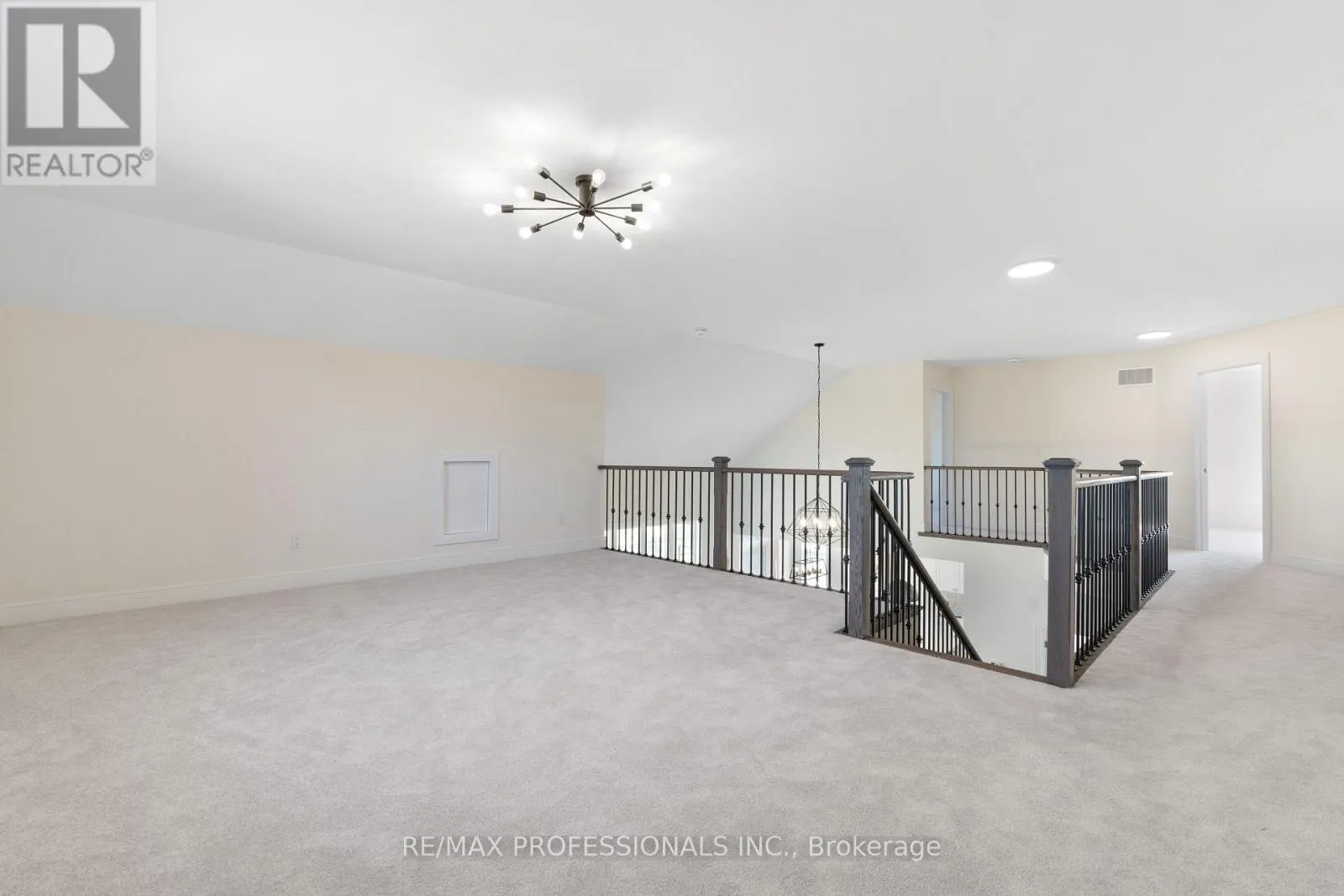 11 BLUE HERON DRIVE