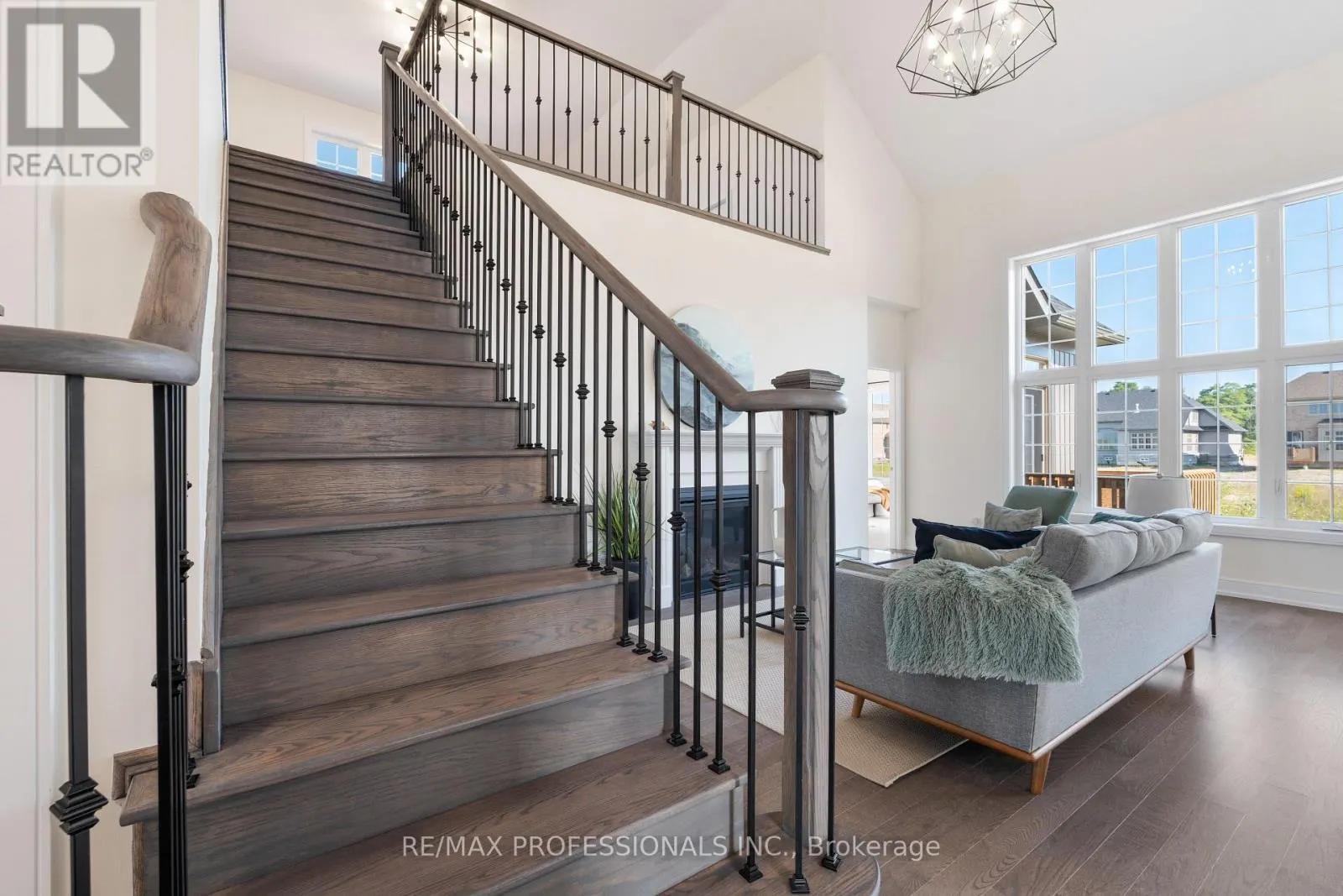 11 BLUE HERON DRIVE