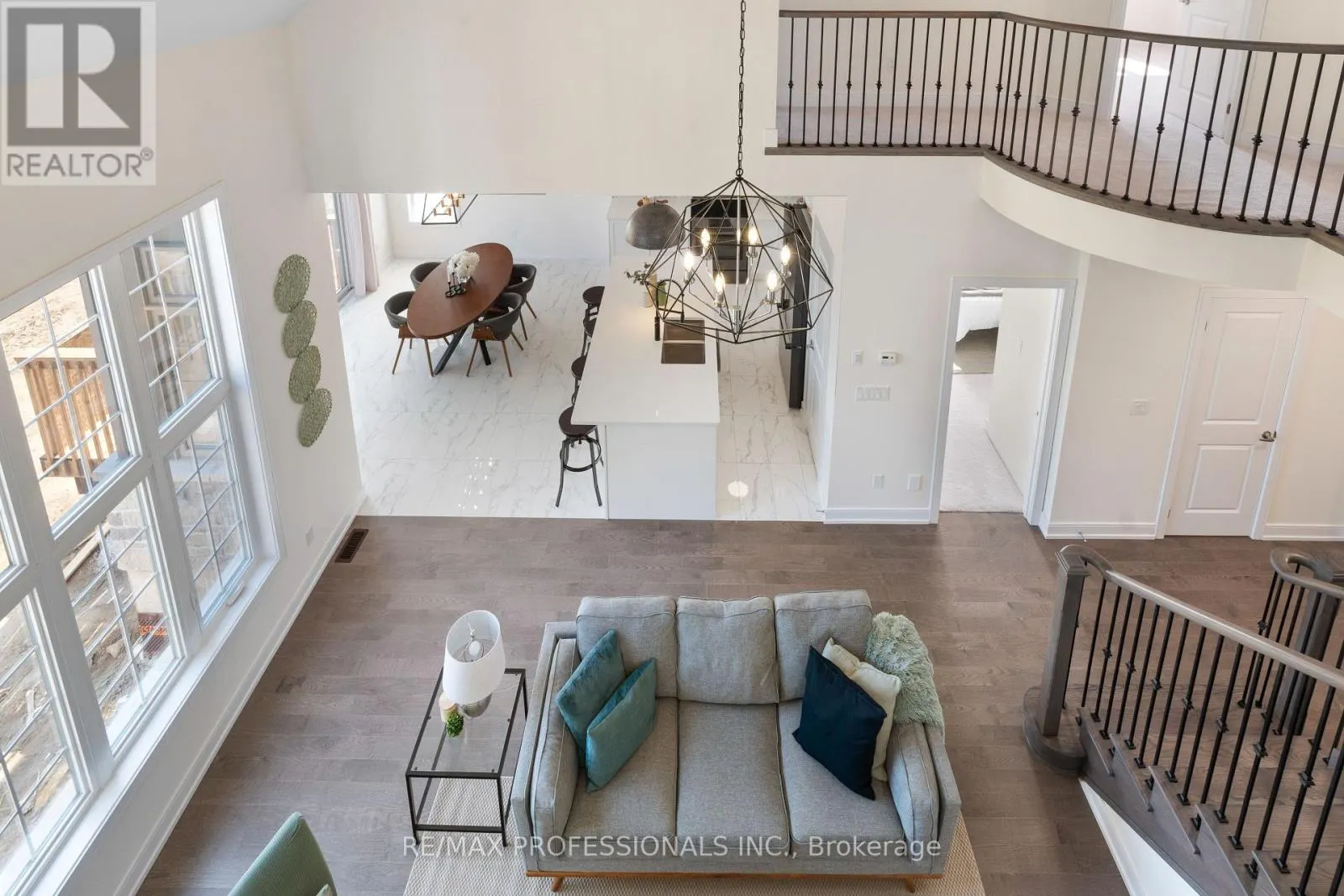 11 BLUE HERON DRIVE