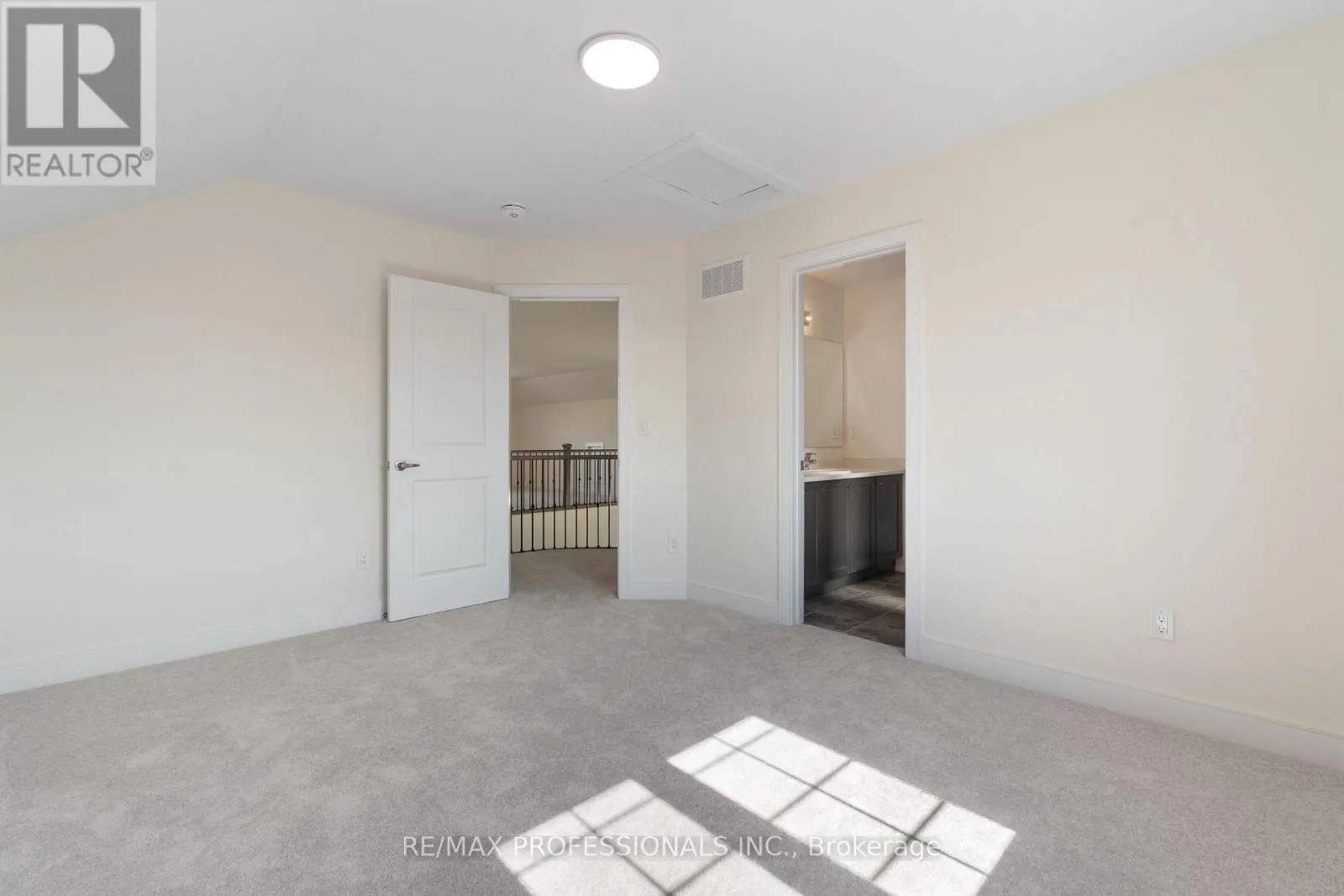 11 BLUE HERON DRIVE