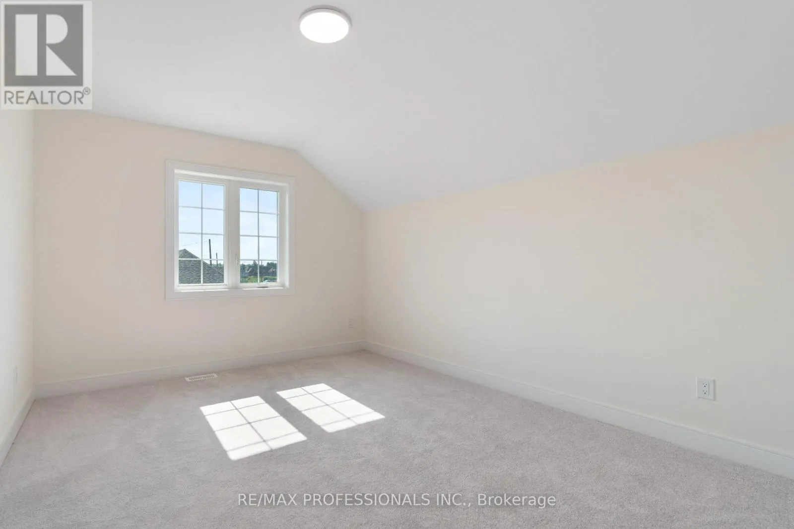 11 BLUE HERON DRIVE