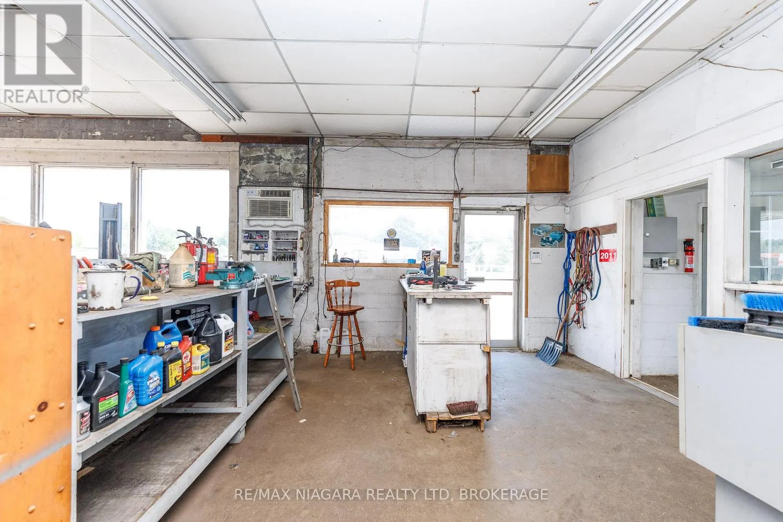 3867 DOMINION ROAD