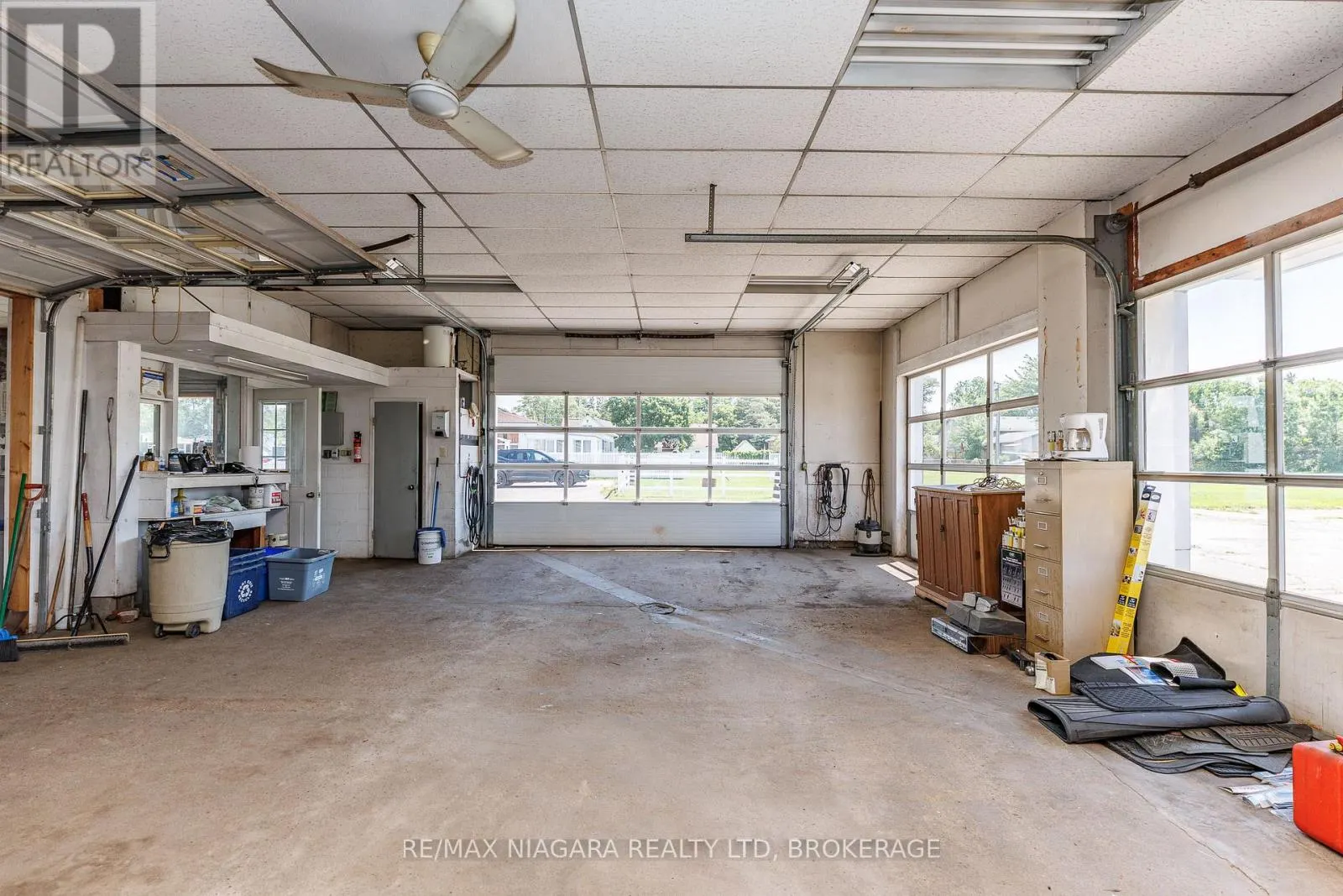 3867 DOMINION ROAD