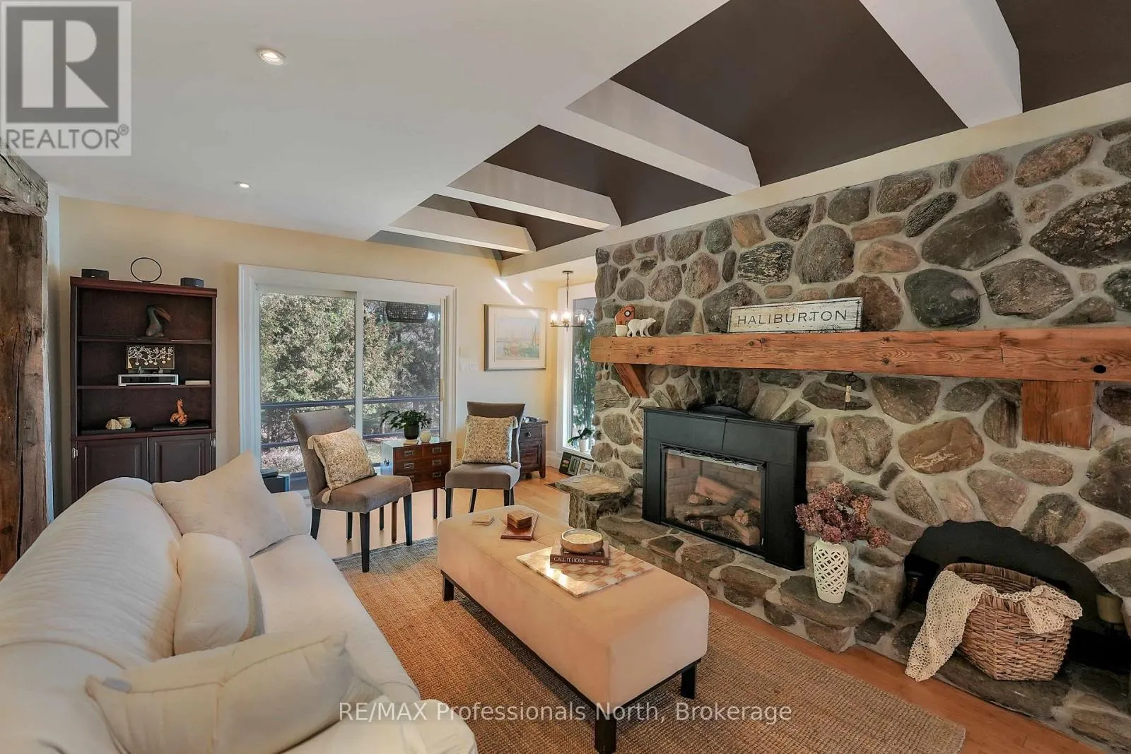 1004 BOLENDER BY THE LAKE DRIVE
