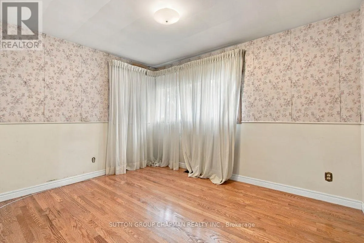 601 SHERENE TERRACE