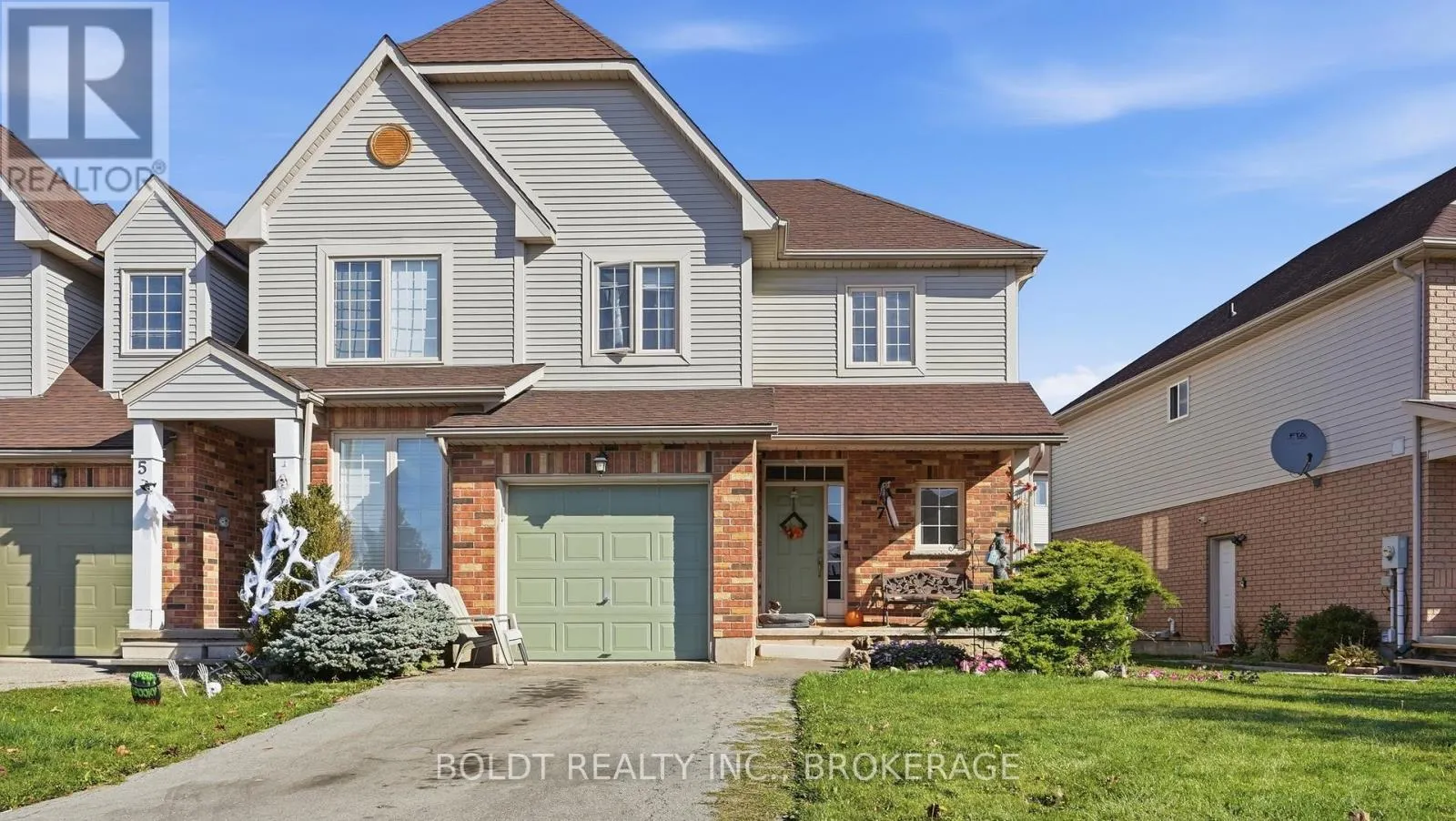 7 NATALIE COURT