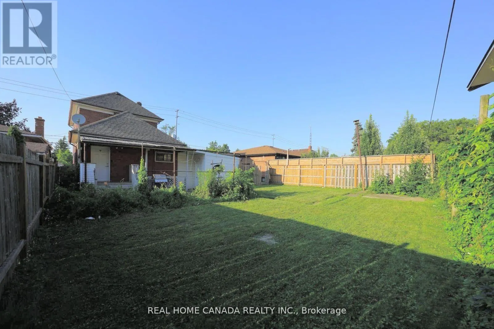 5262 KITCHENER STREET