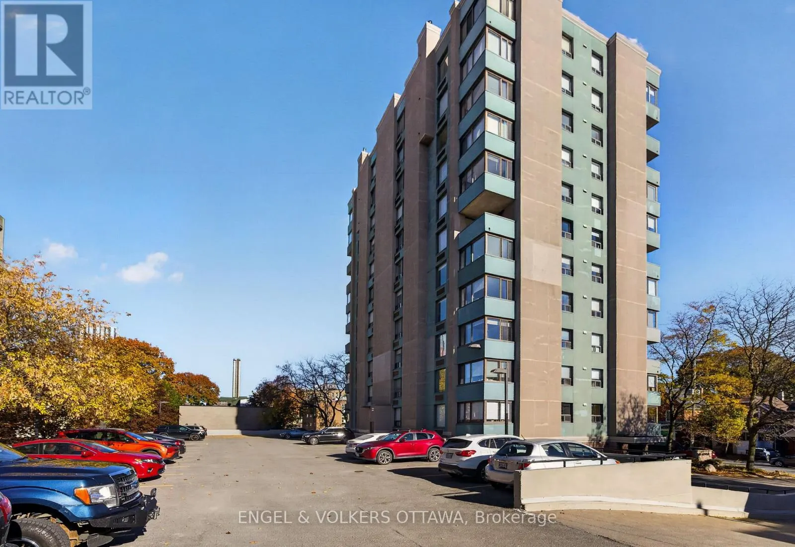 203 - 40 ARTHUR STREET