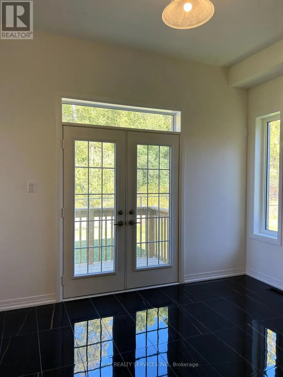 31 MCKERNAN AVENUE