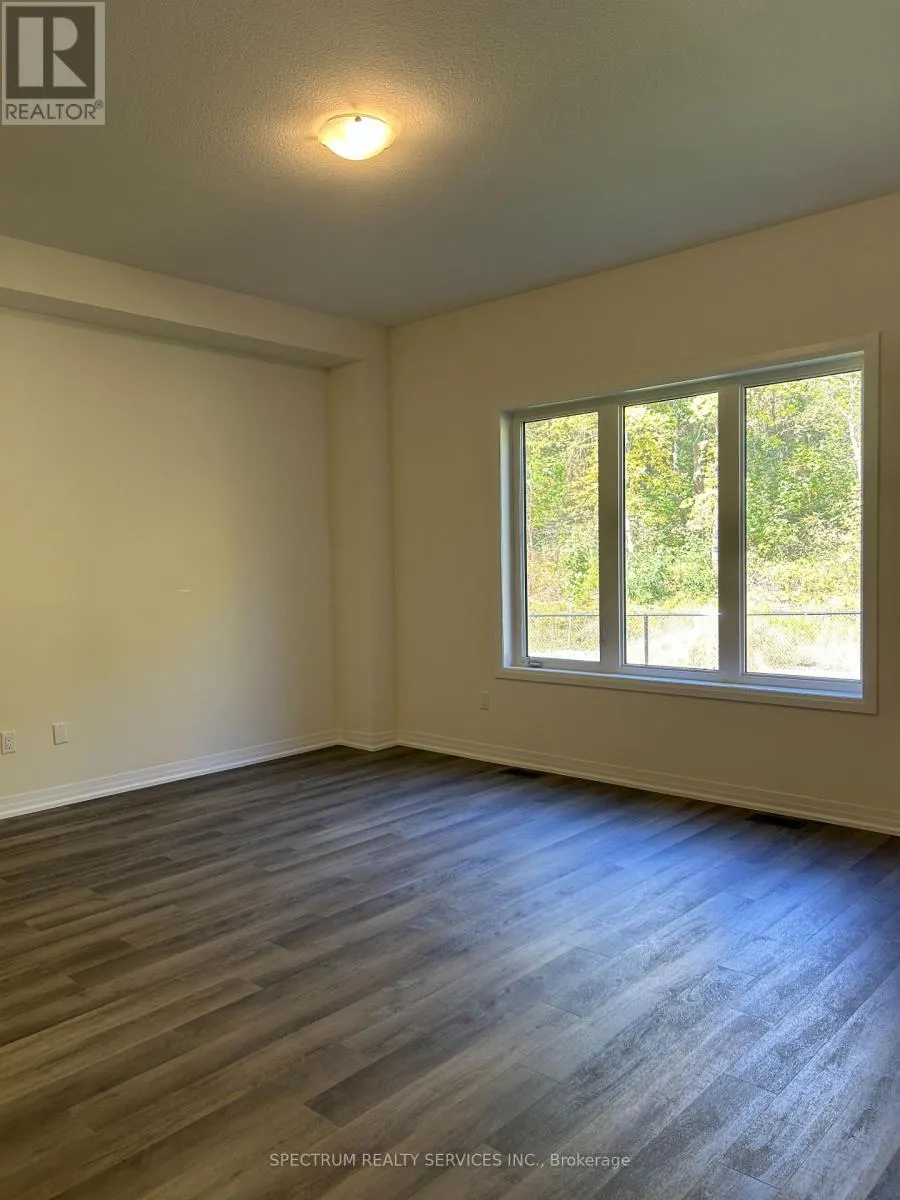 31 MCKERNAN AVENUE