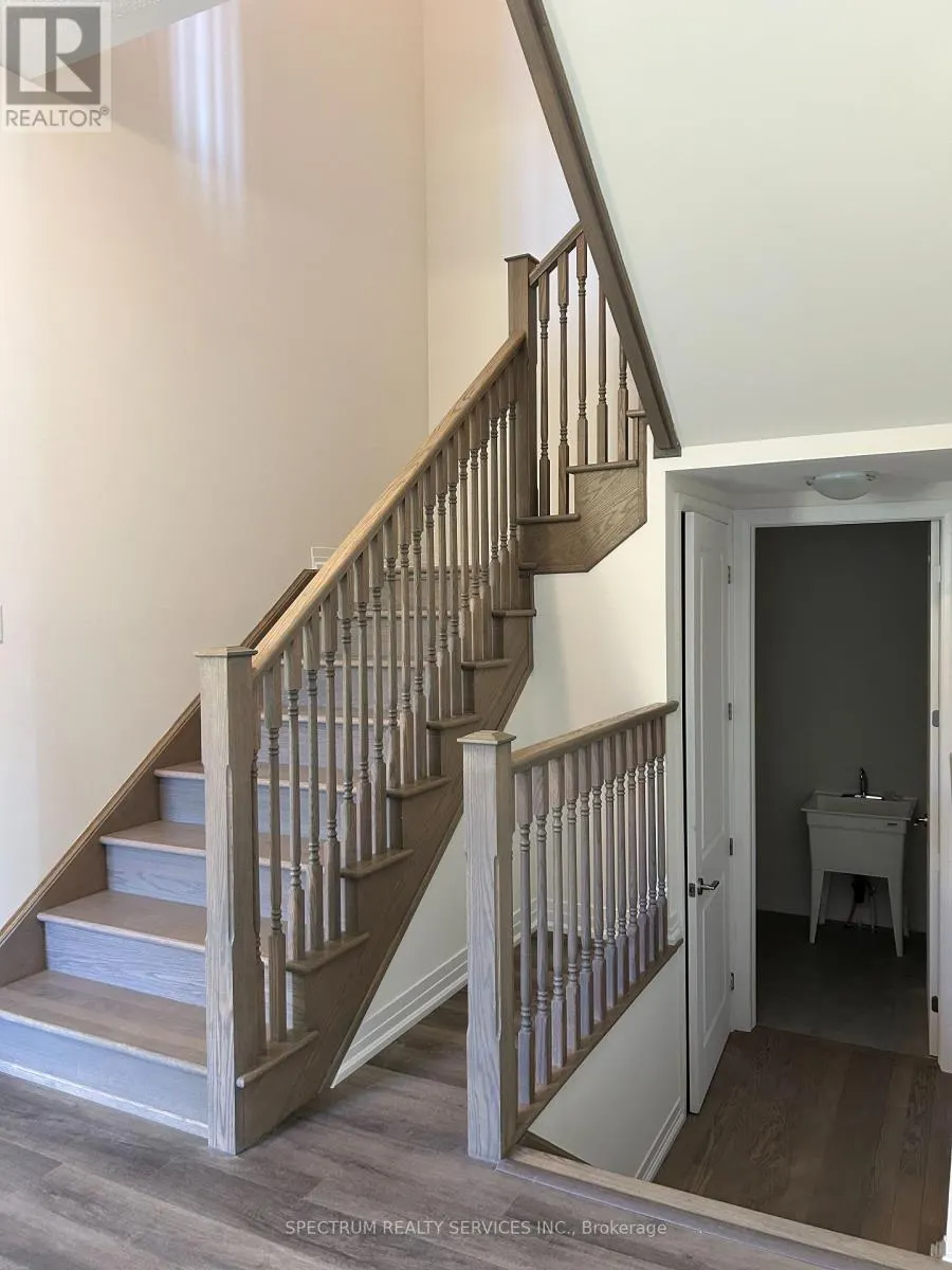 31 MCKERNAN AVENUE