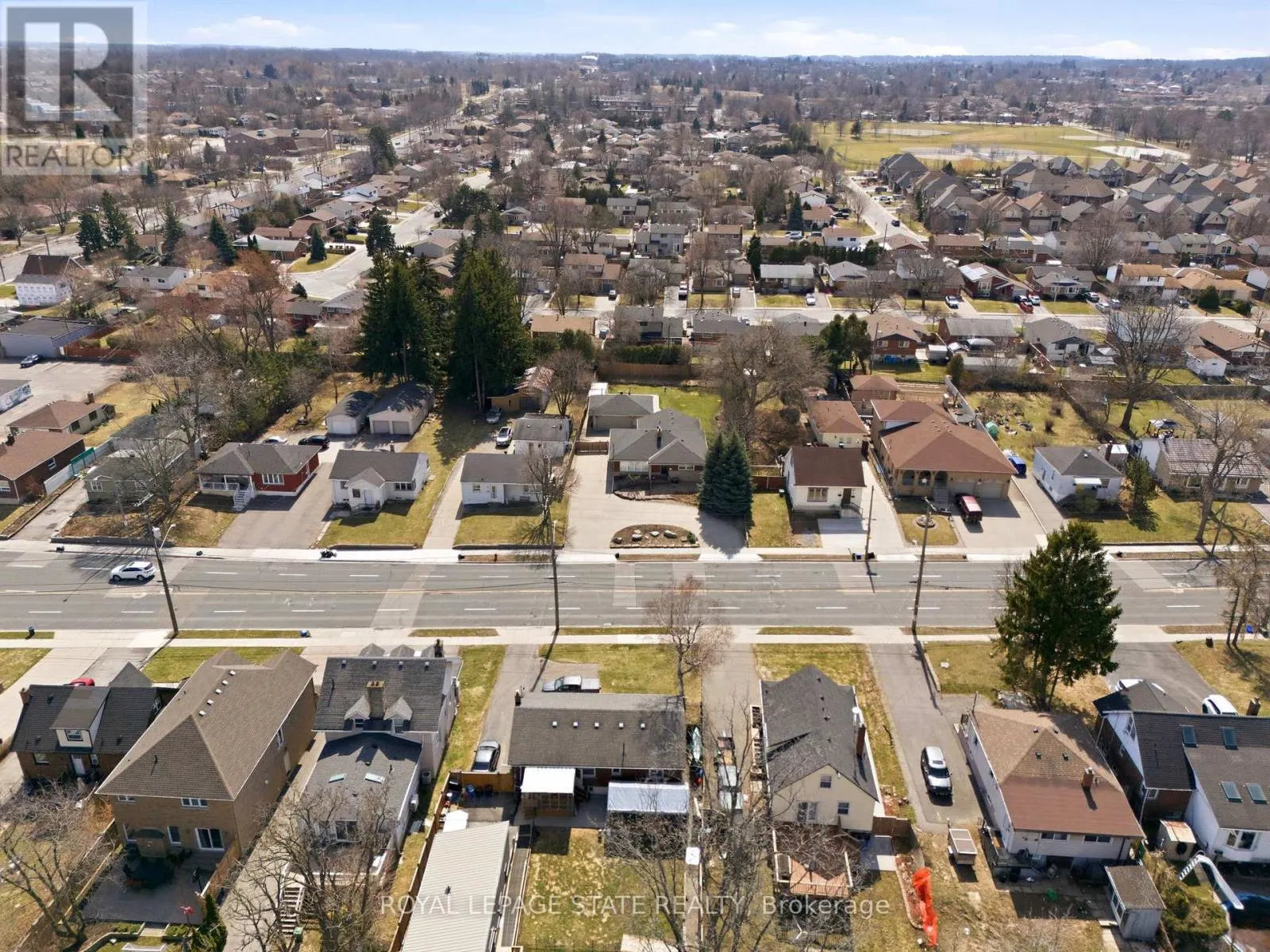 473 MOHAWK ROAD W
