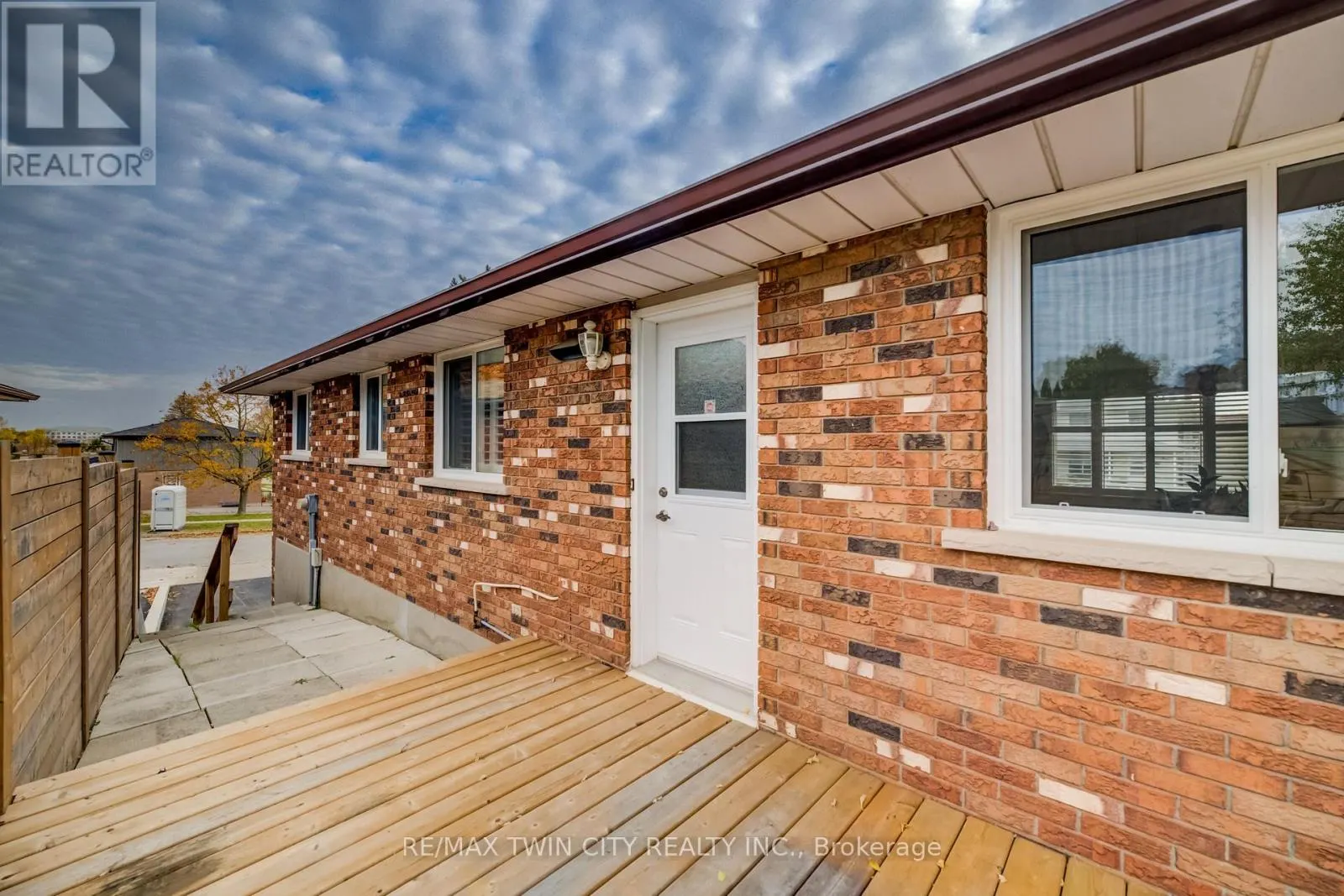 100 MOFFAT DRIVE