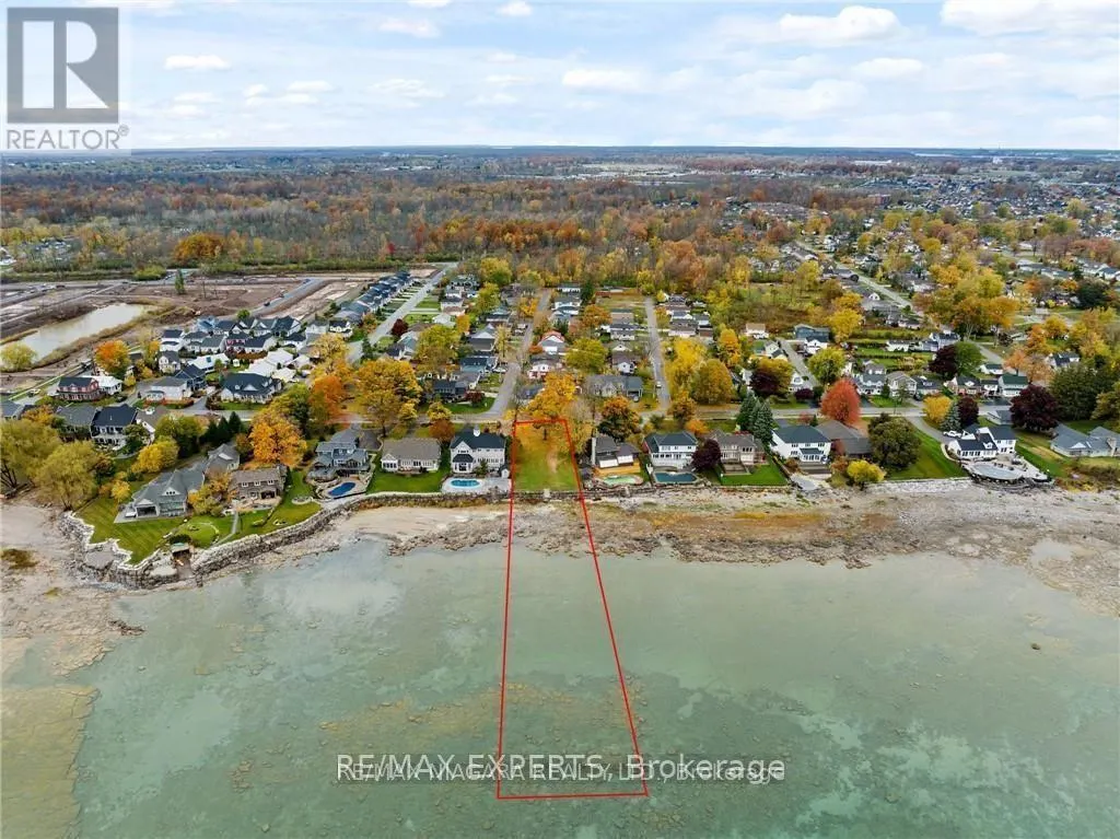 695 LAKESHORE ROAD