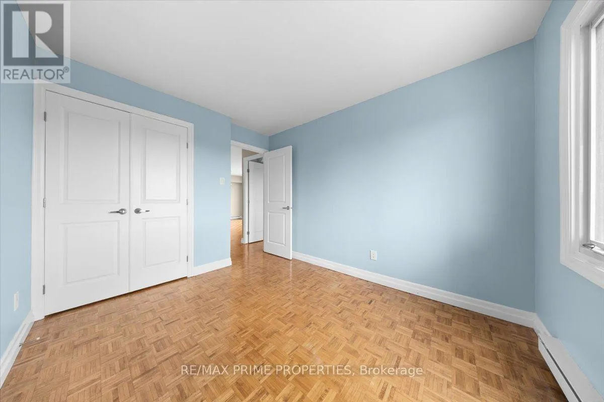 1202 - 158 MCARTHUR AVENUE