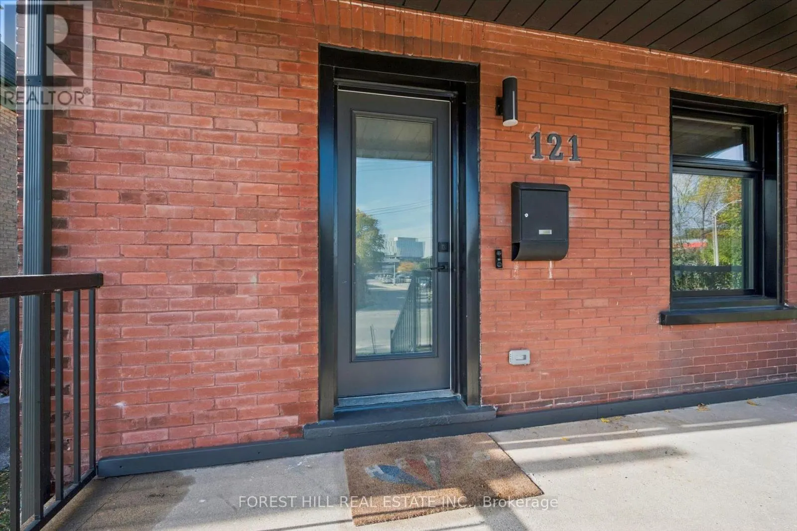 121 PARK STREET