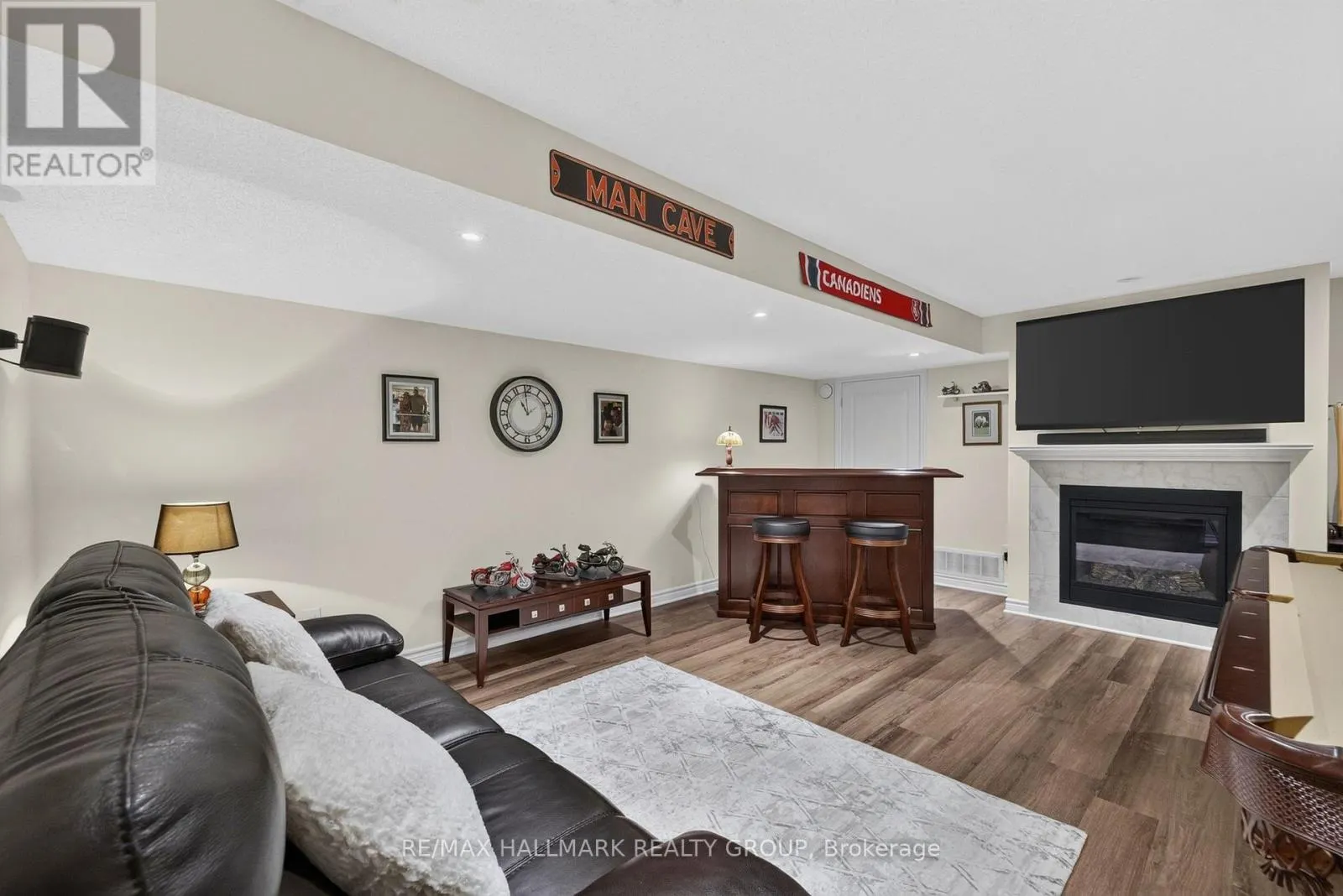 300 MELODIE STREET