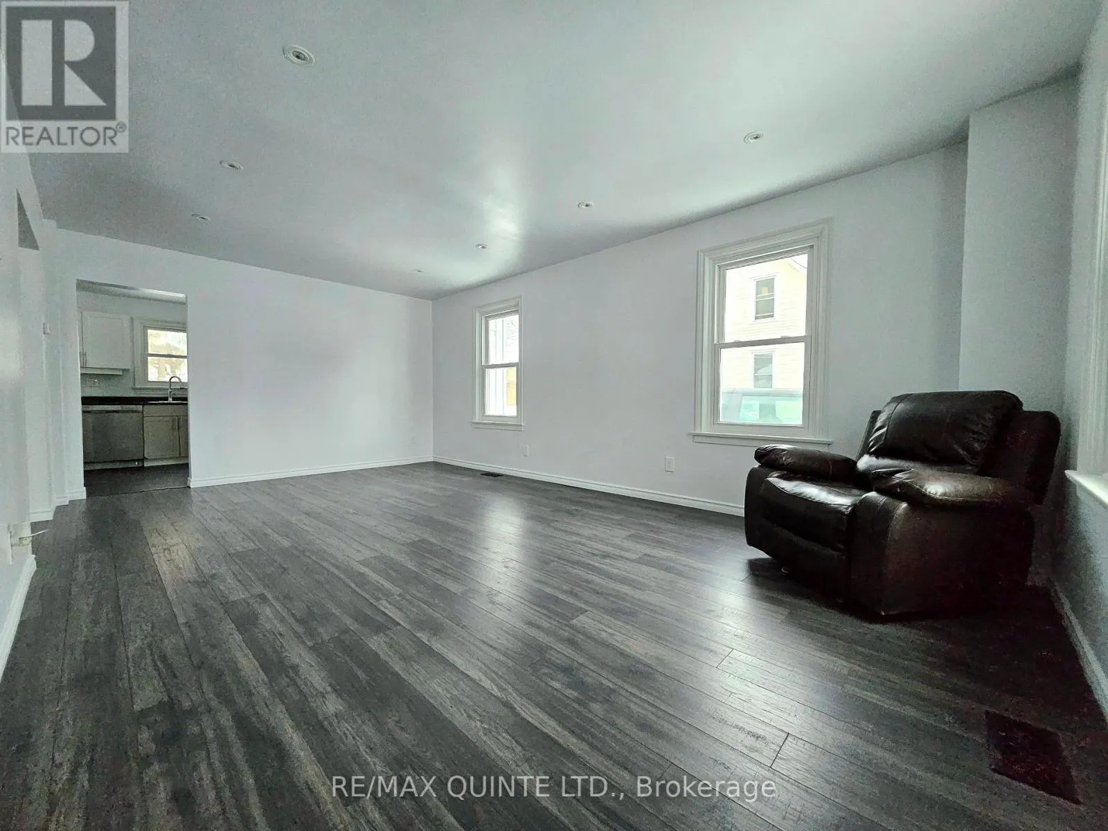181 BURNHAM STREET