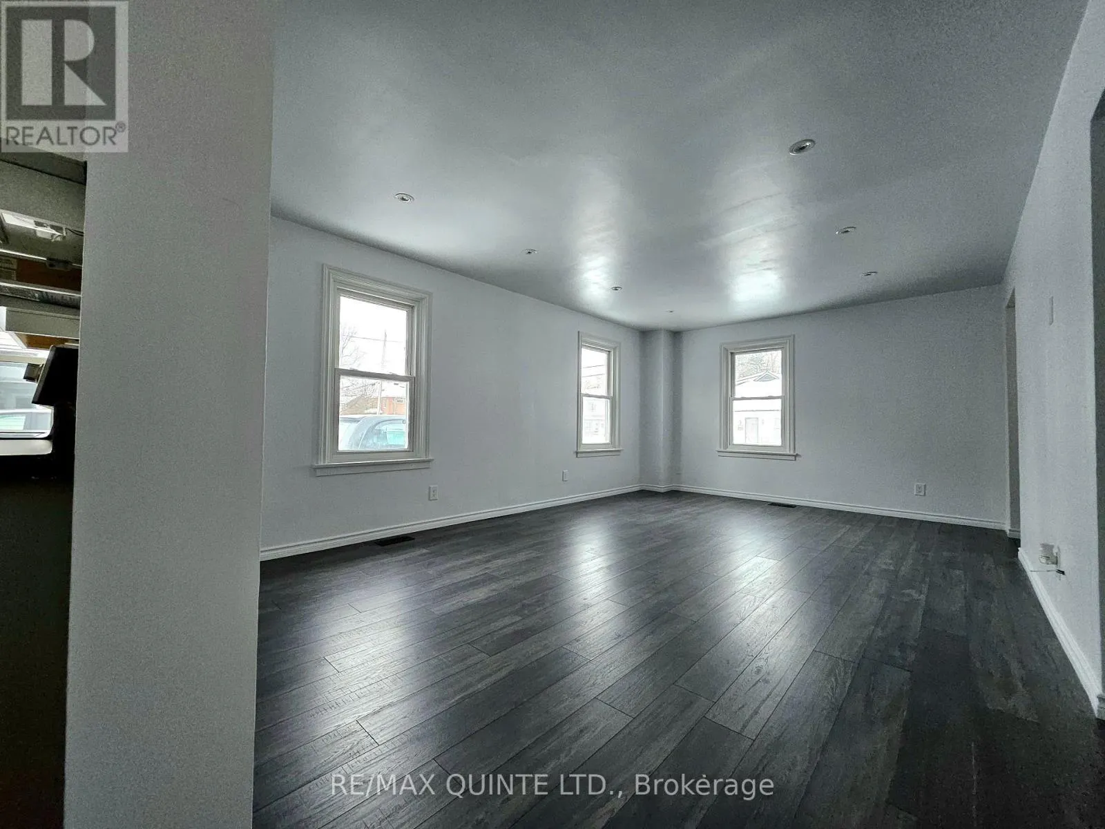 181 BURNHAM STREET