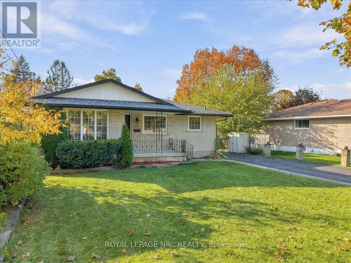 51 HIGHCOURT CRESCENT