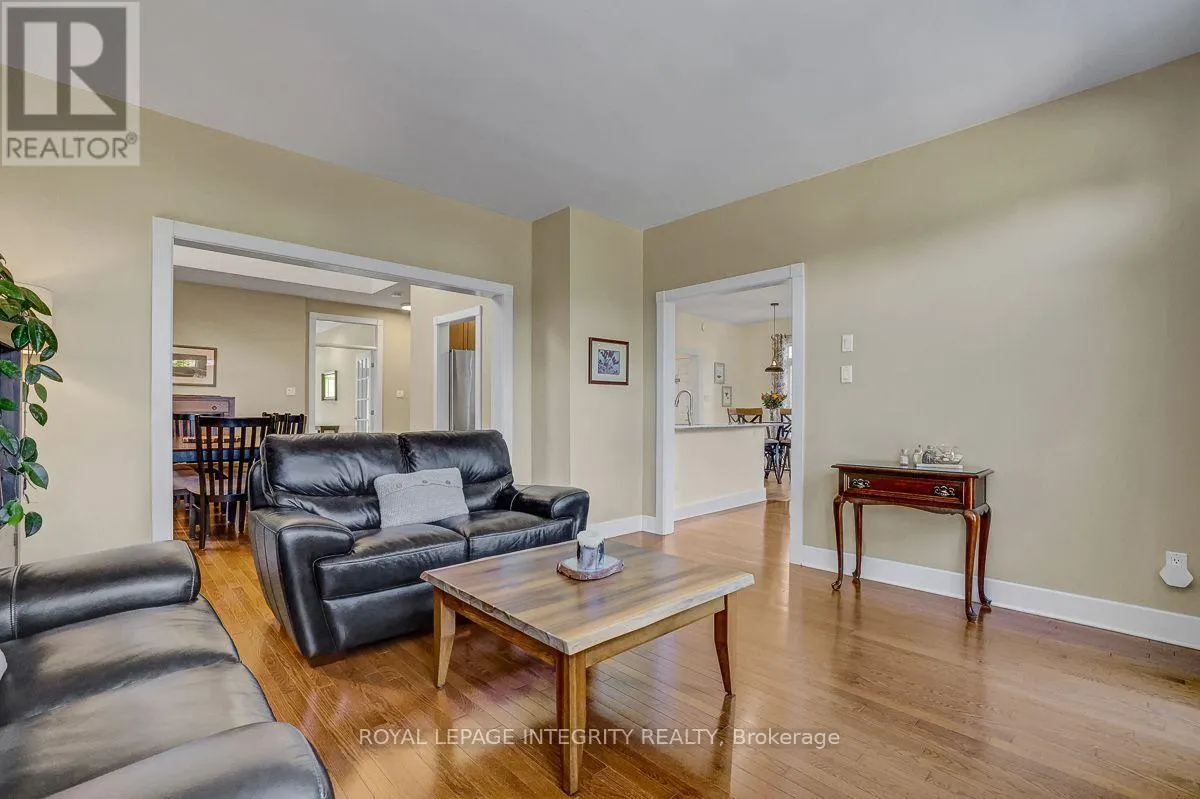 163 BONNYLEY CRESCENT
