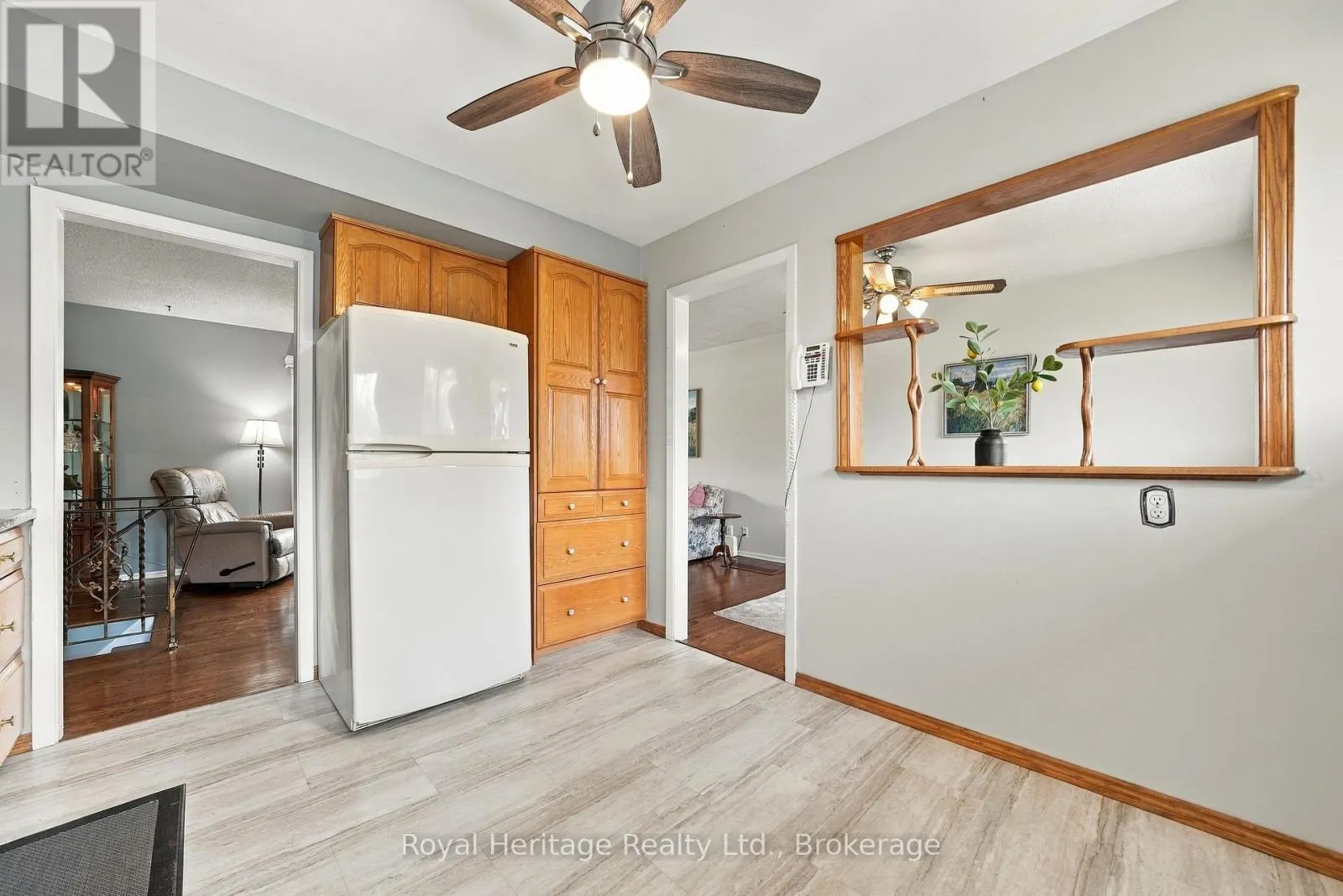 54 BAYLEA DRIVE