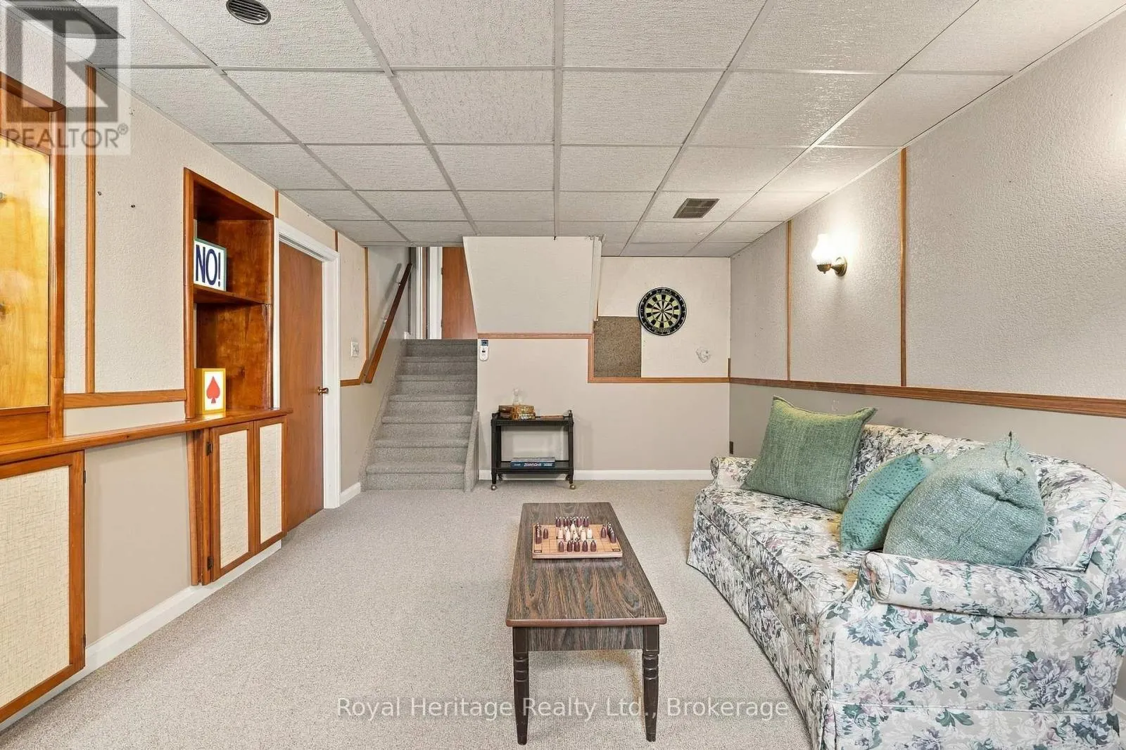 54 BAYLEA DRIVE