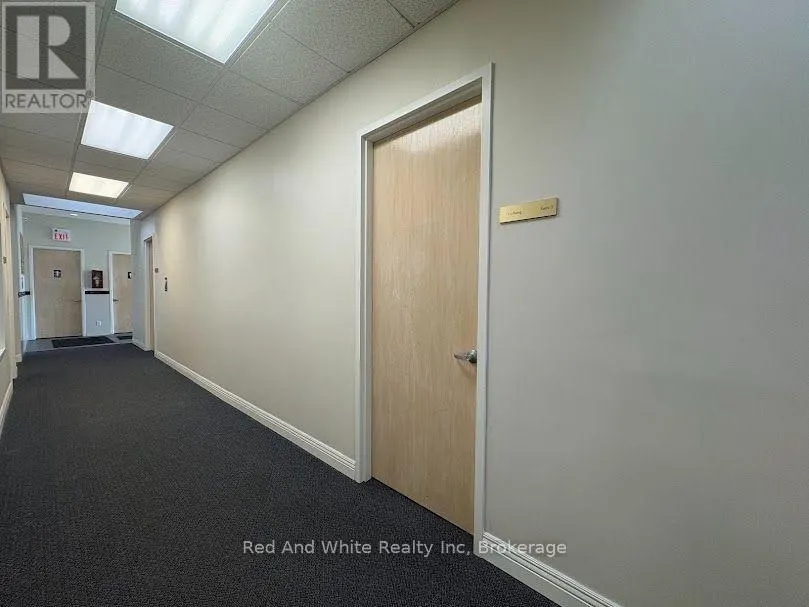 3 - 496 ALBERT STREET #3