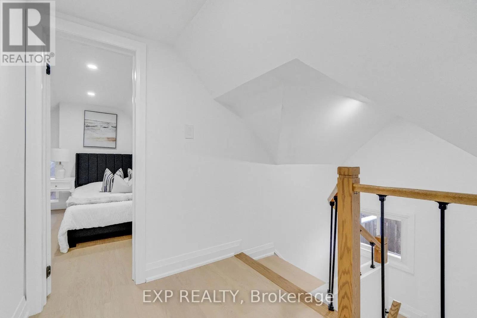 64 LANCASTER STREET E