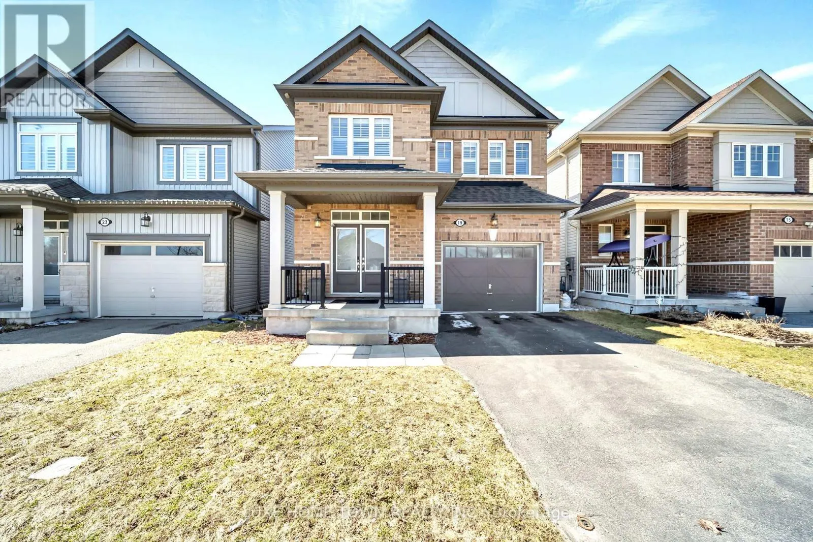 19 FINDLAY WAY