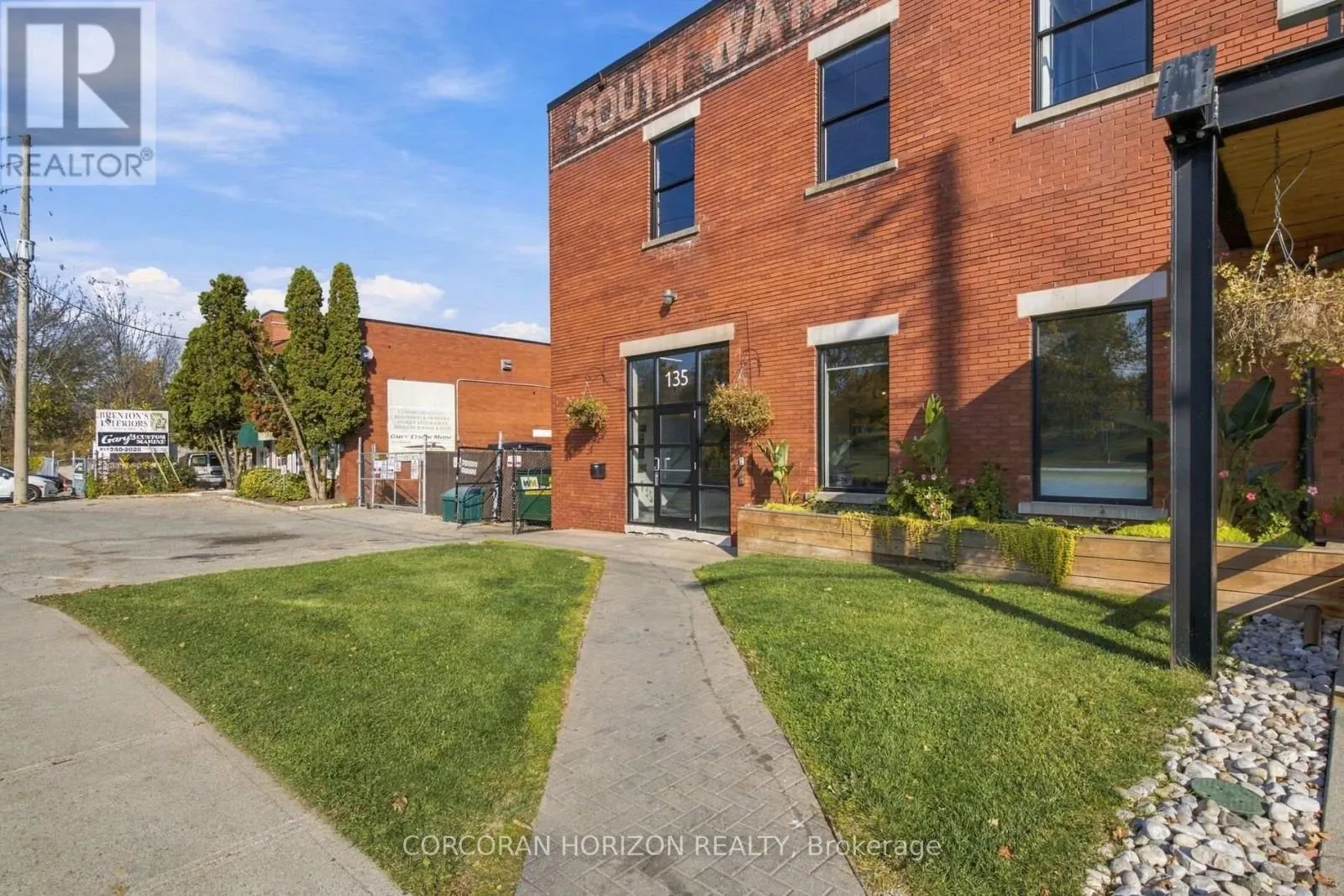 202 - 135 GEORGE STREET