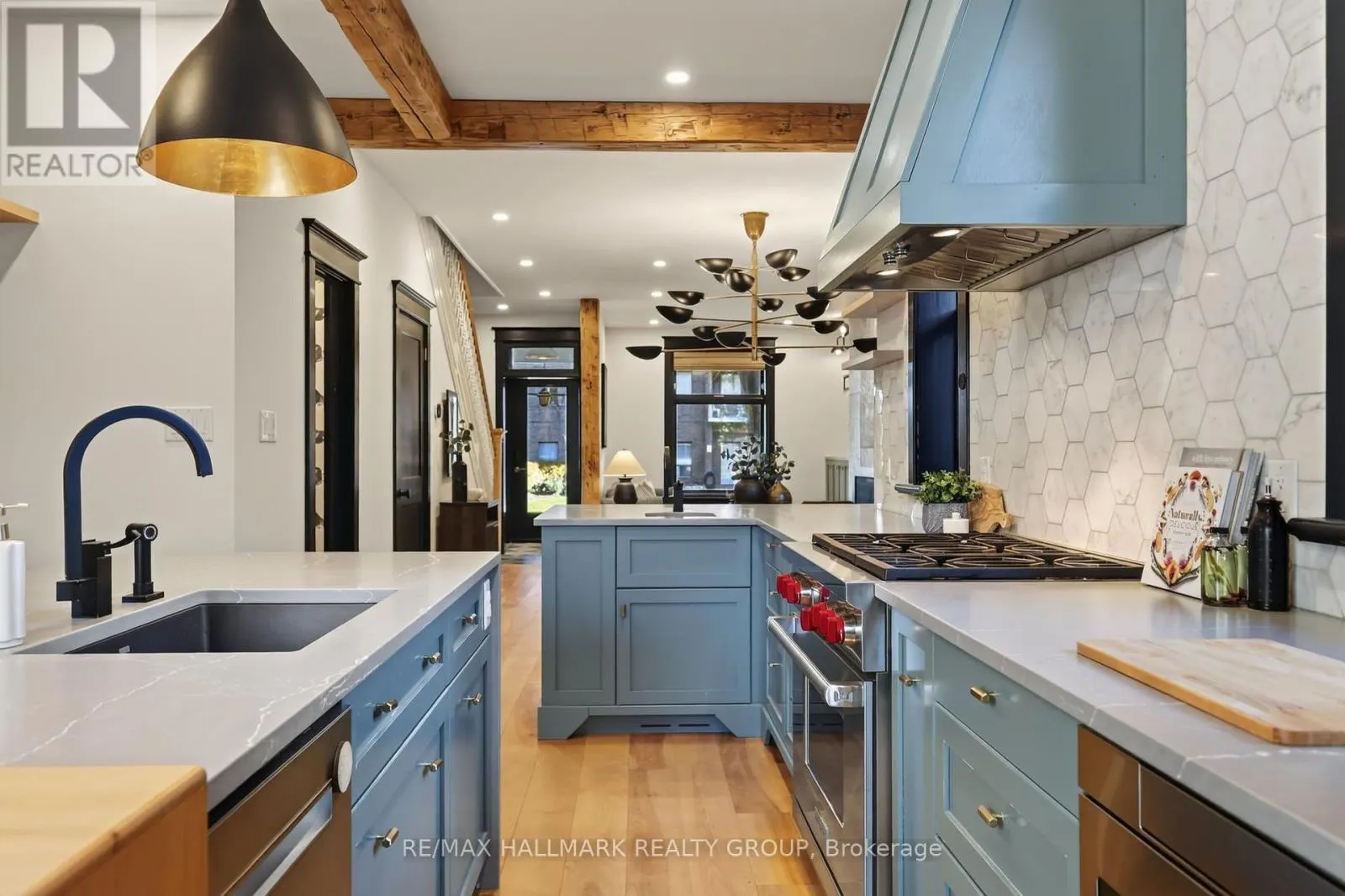 11 THIRD AVENUE