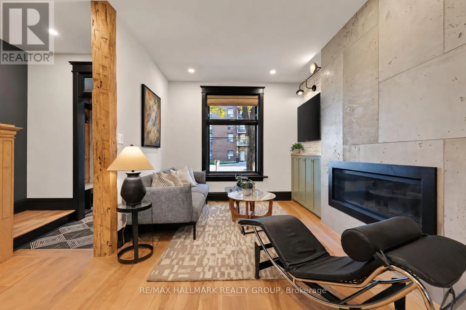 11 THIRD AVENUE