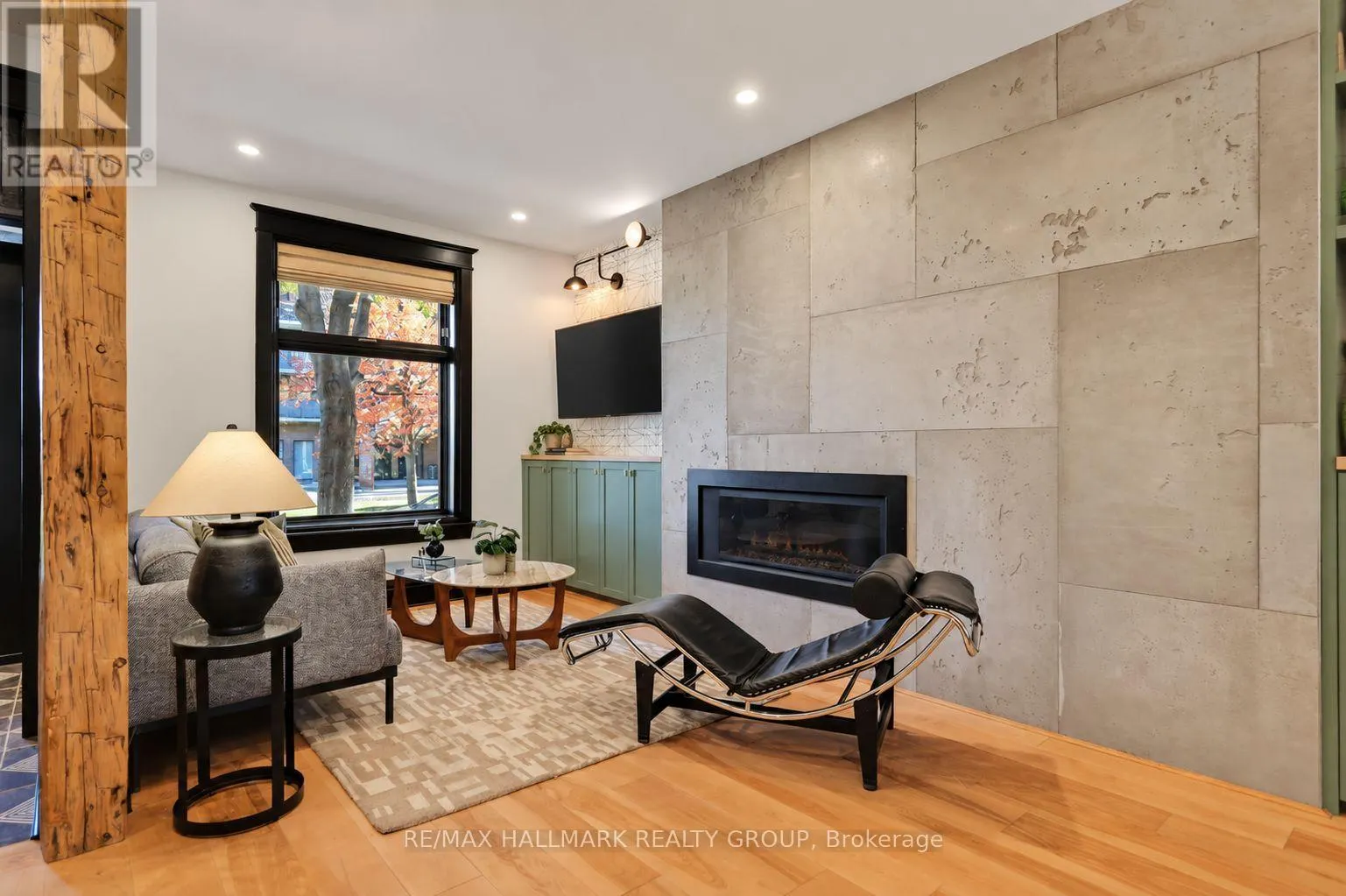 11 THIRD AVENUE