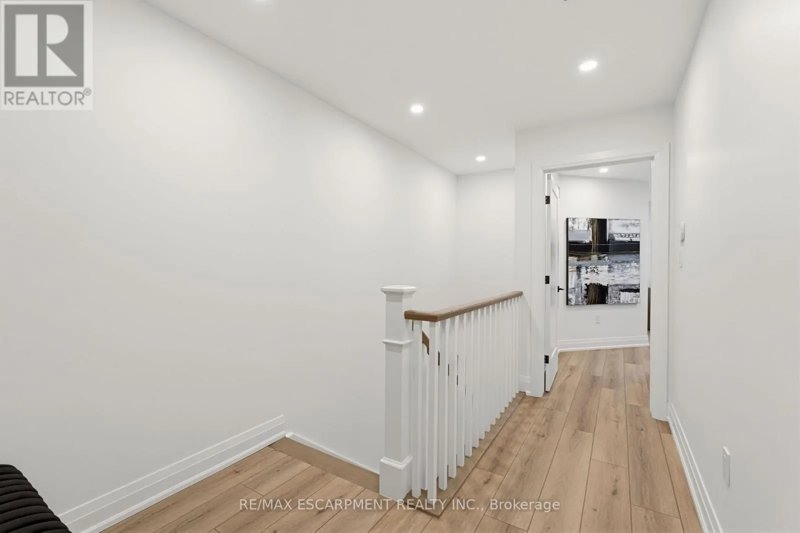 3289 HOMESTEAD DRIVE