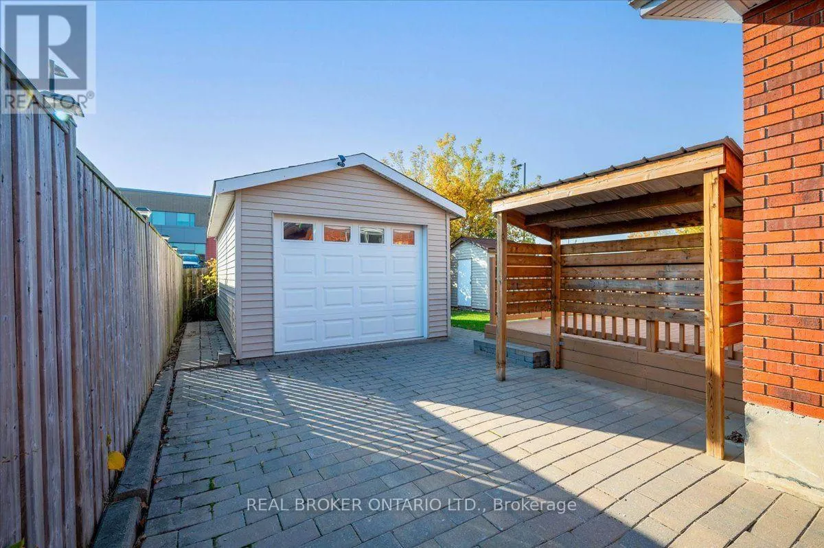 67 BAKERSFIELD DRIVE