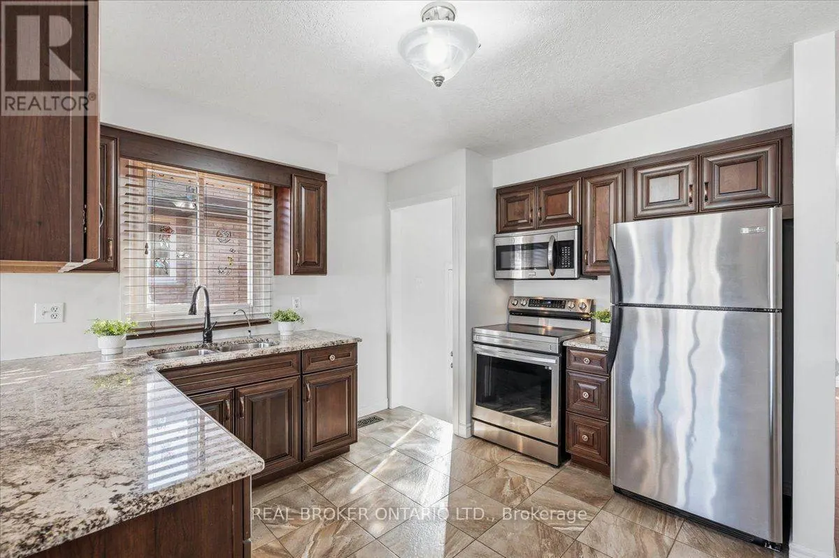 67 BAKERSFIELD DRIVE