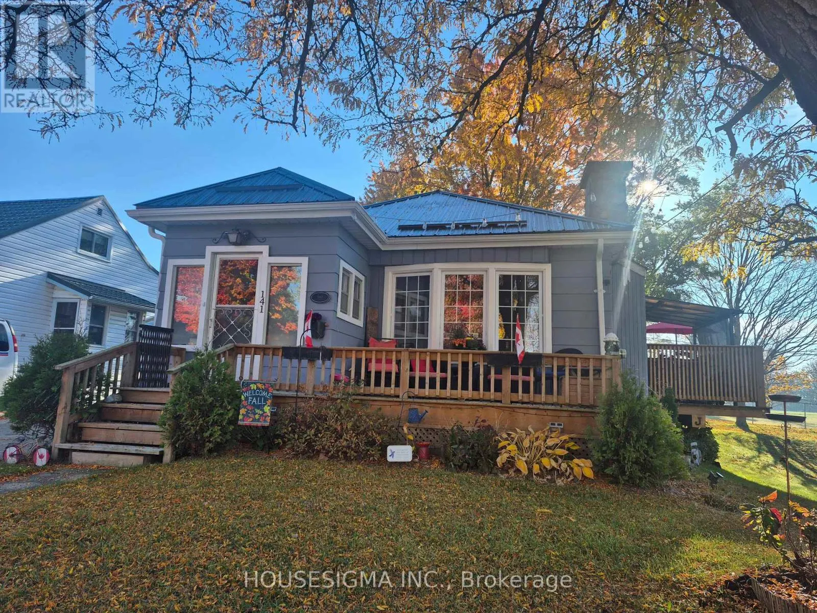 141 CARLING TERRACE