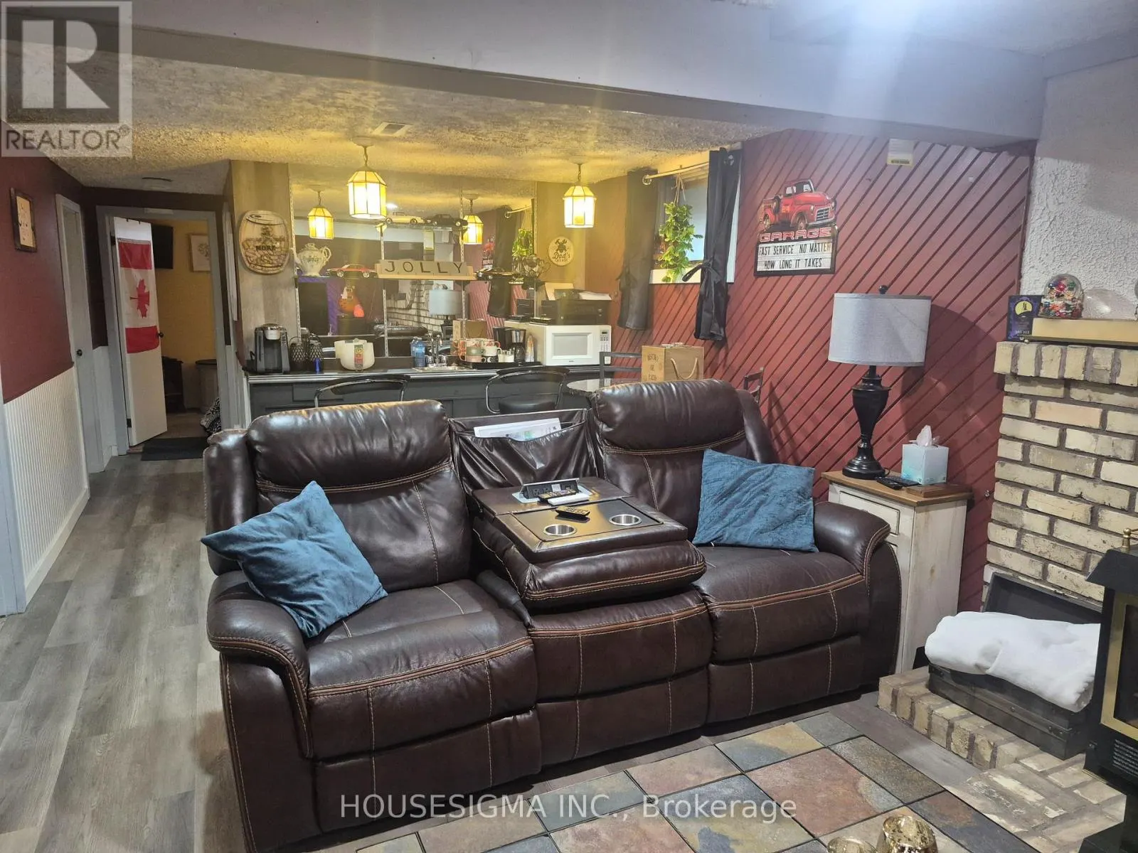 141 CARLING TERRACE