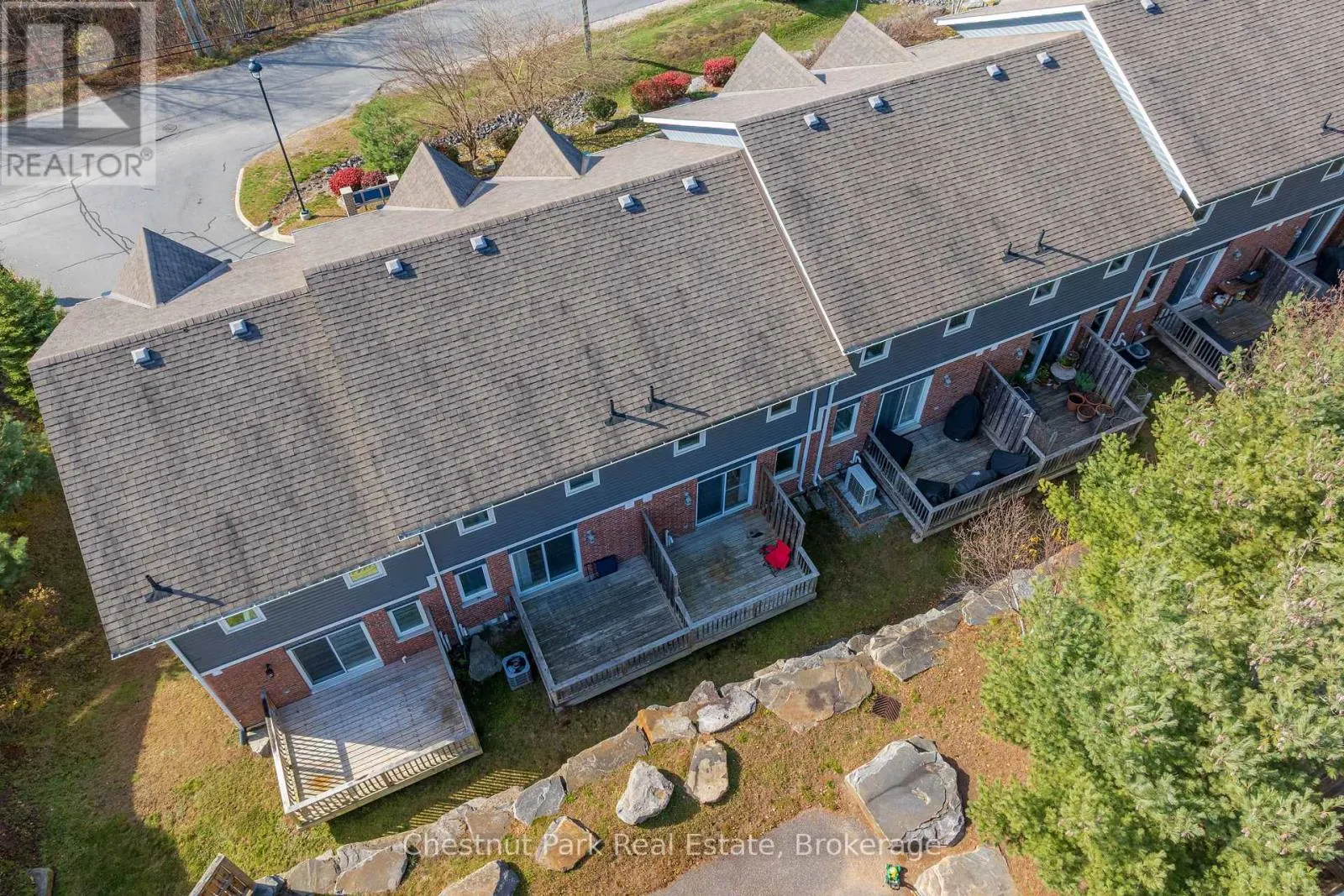 5 - 37 SILVER STREET #5